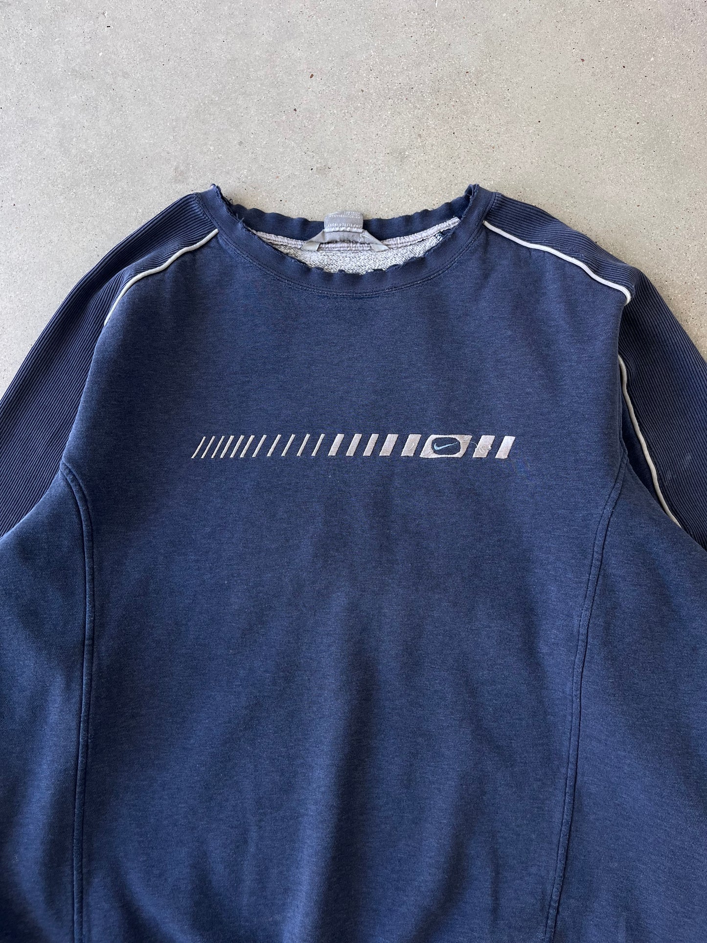 Vintage 2000s Nike Crewneck - XL