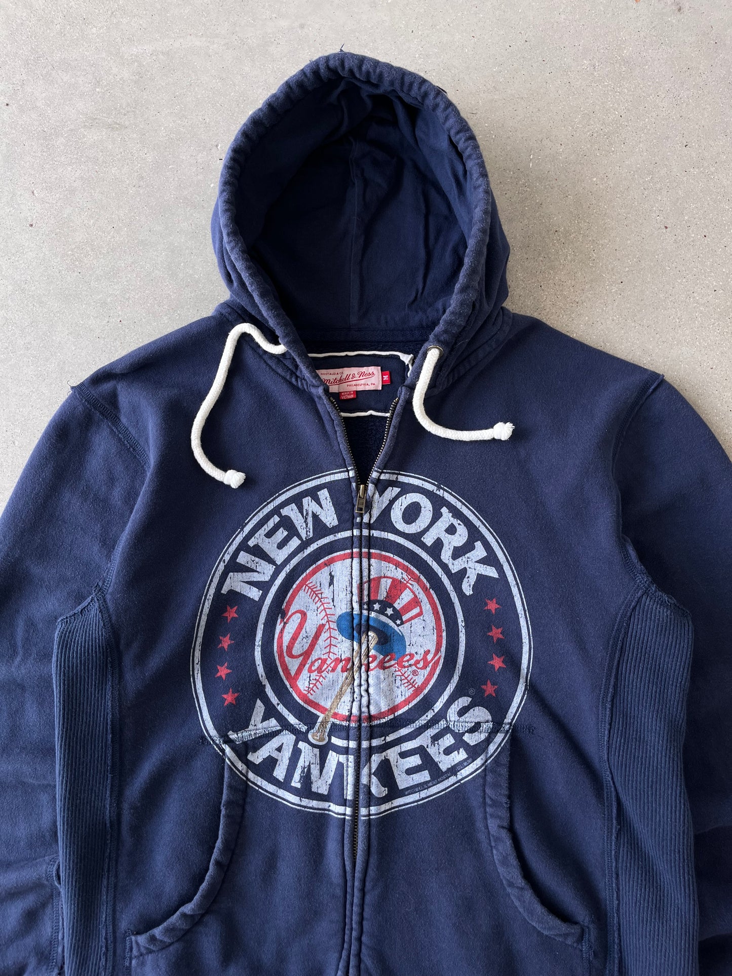 Vintage NY Yankees Zip-up Hoodie - M