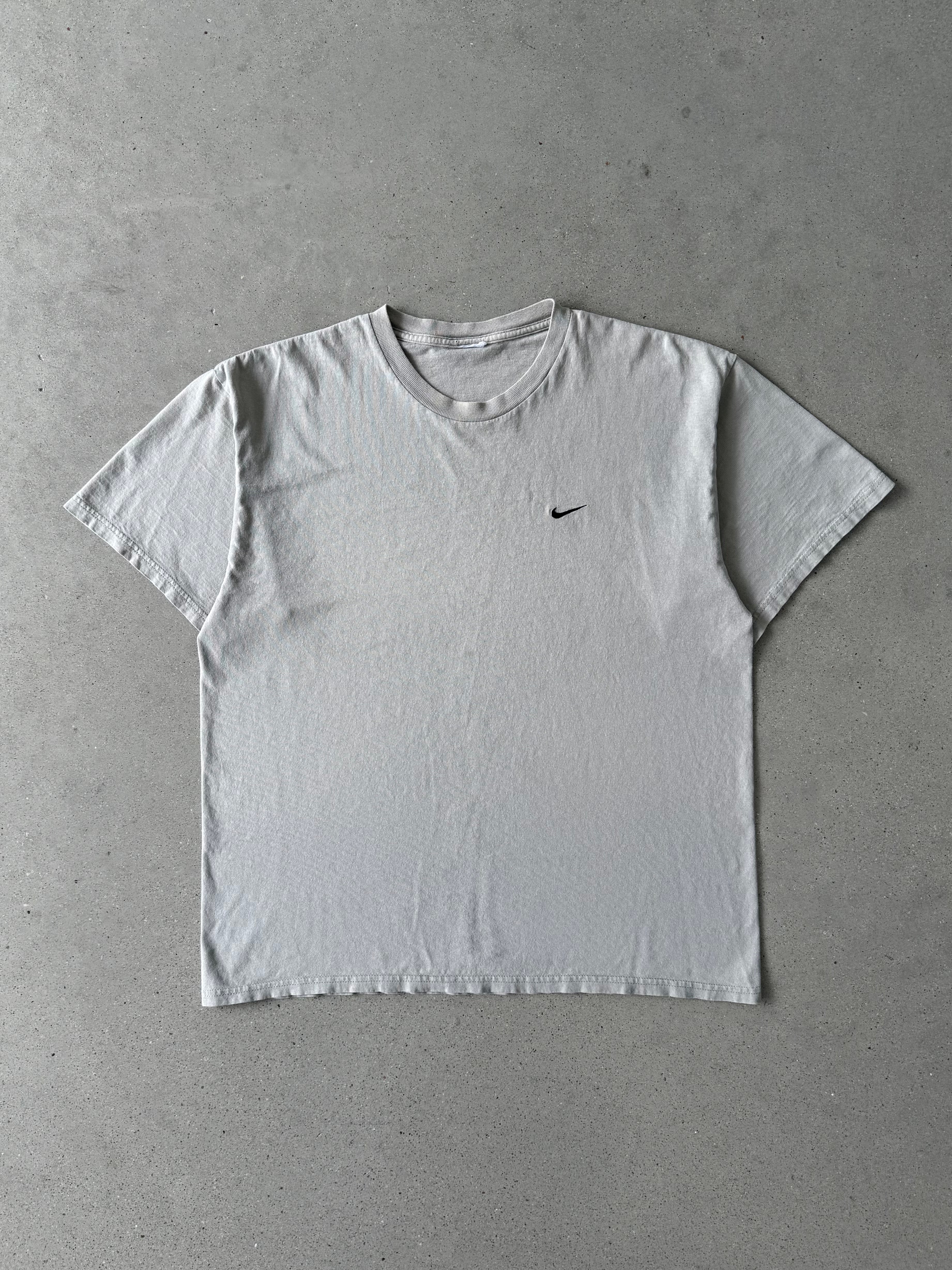 Vintage 2000s Nike Pistachio Mini Swoosh Tee - L