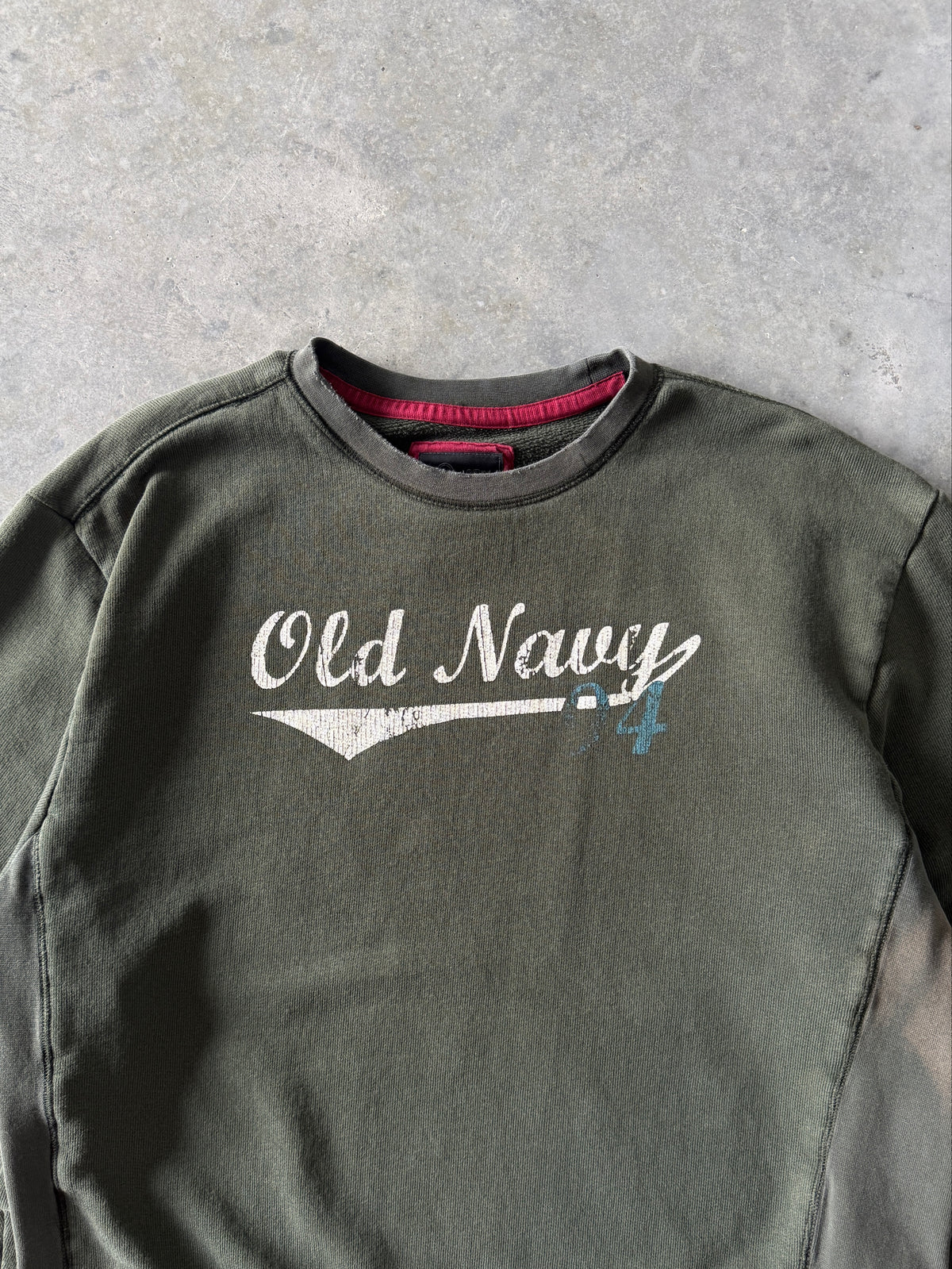 Vintage 2000s Sun Kissed Old Navy Sweatshirt (L)