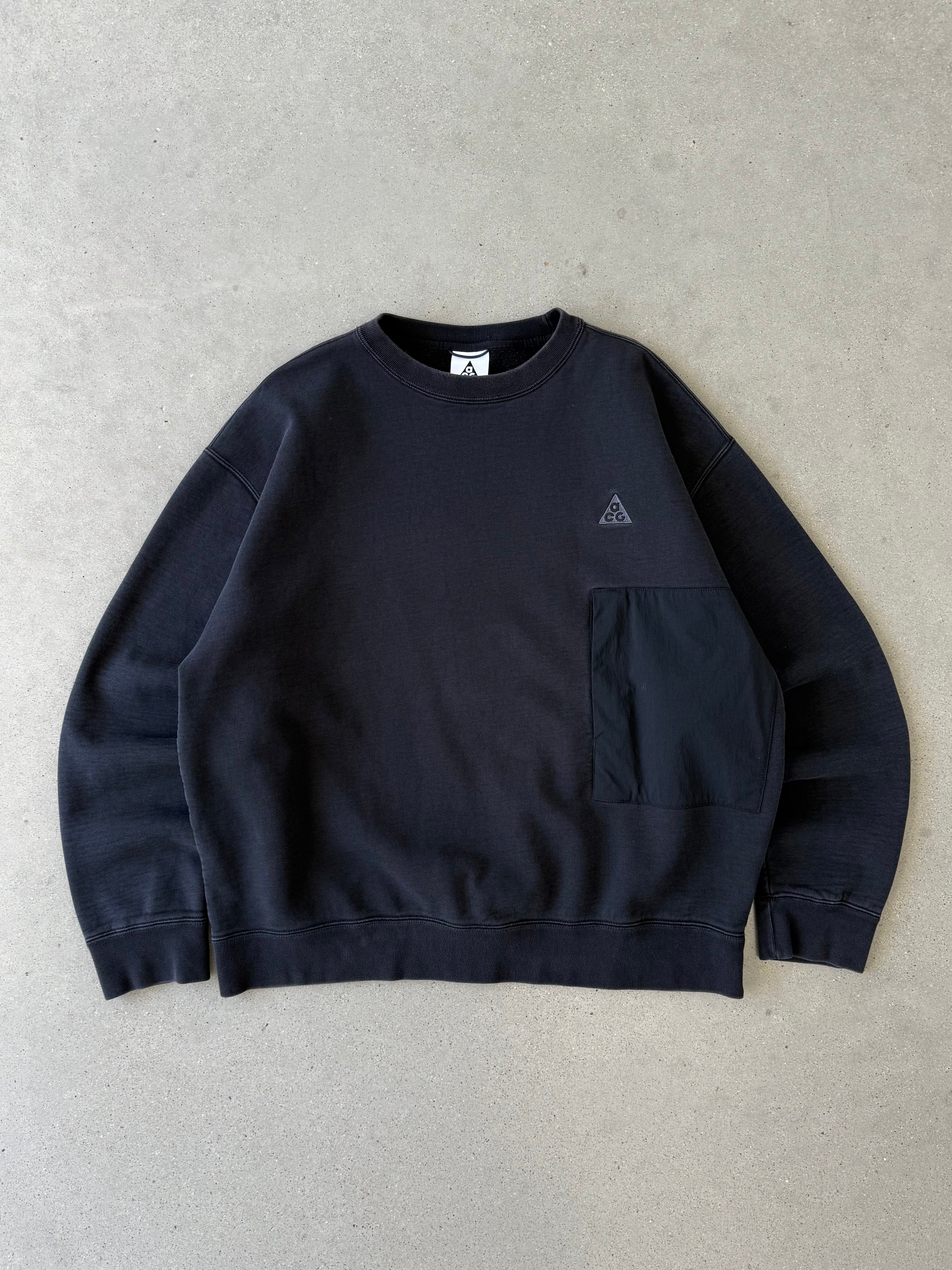 Vintage Nike ACG Black Crewneck  - L