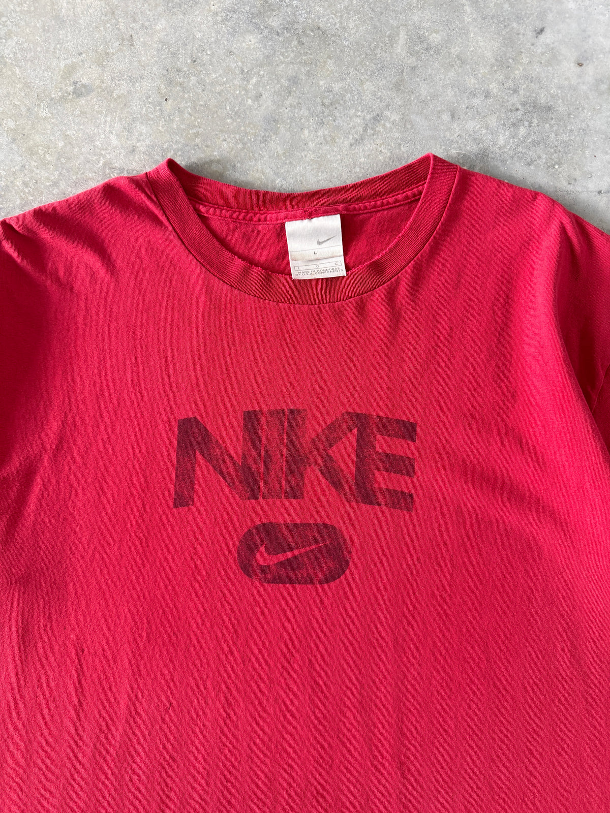 Vintage 2000s Nike T-shirt (L)