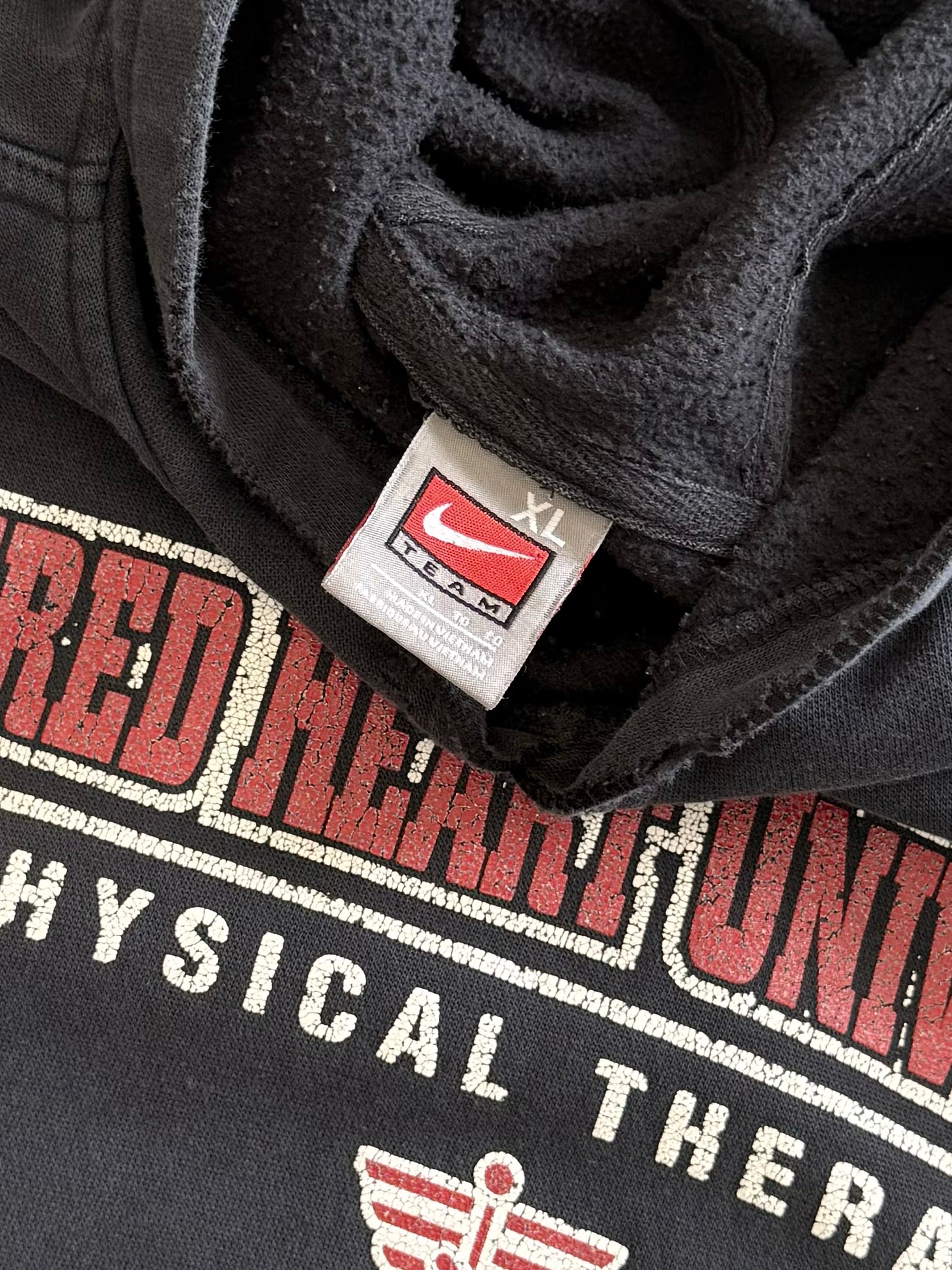 Vintage 2000s Sacred Heart University Nike Team Hoodie (XL)