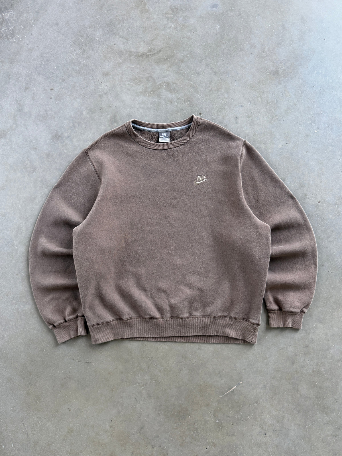 Vintage 2000s Nike Brown Tonal Sweatshirt (L)