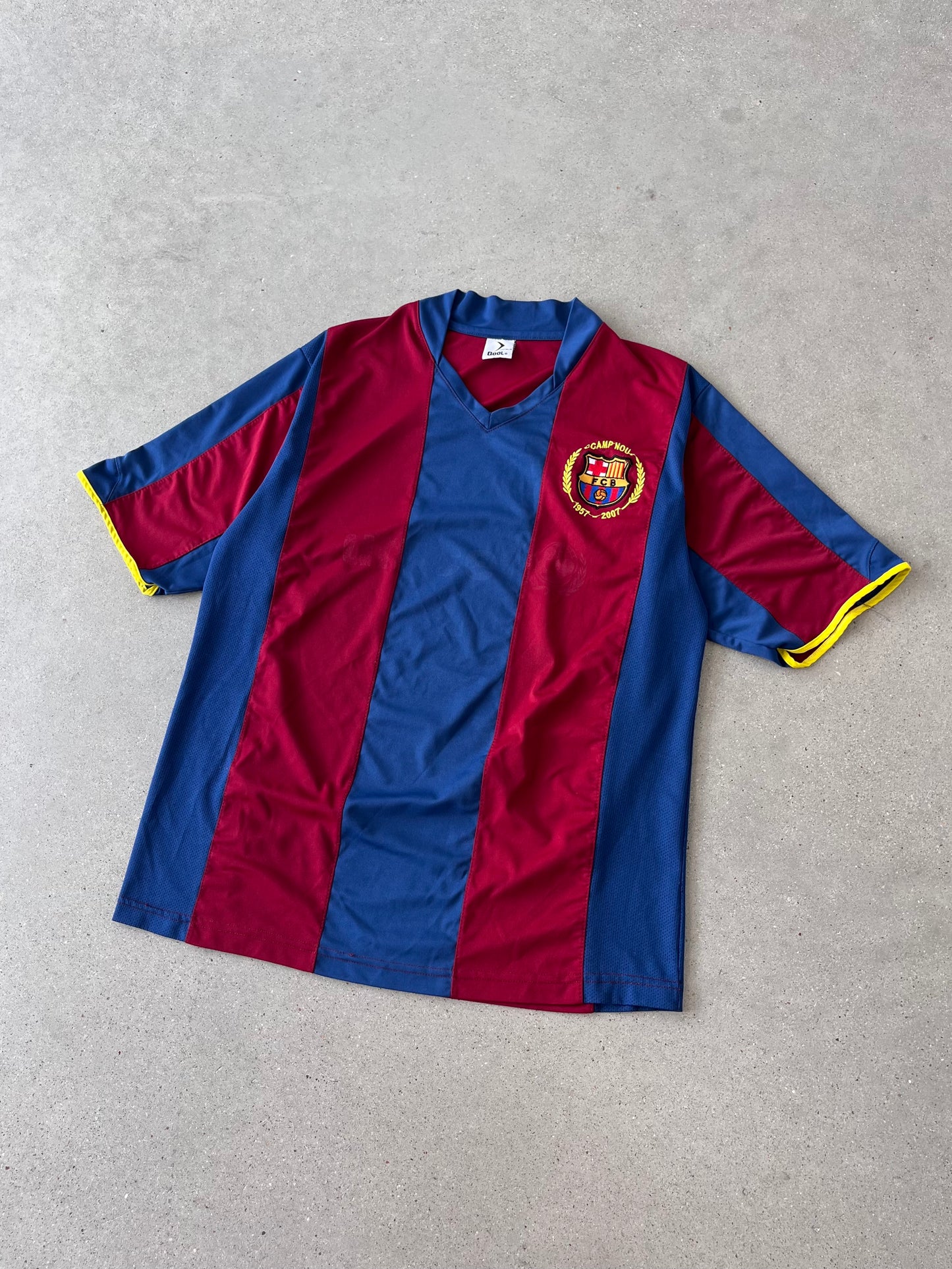 Vintage 2007 Barcelona Jersey - L