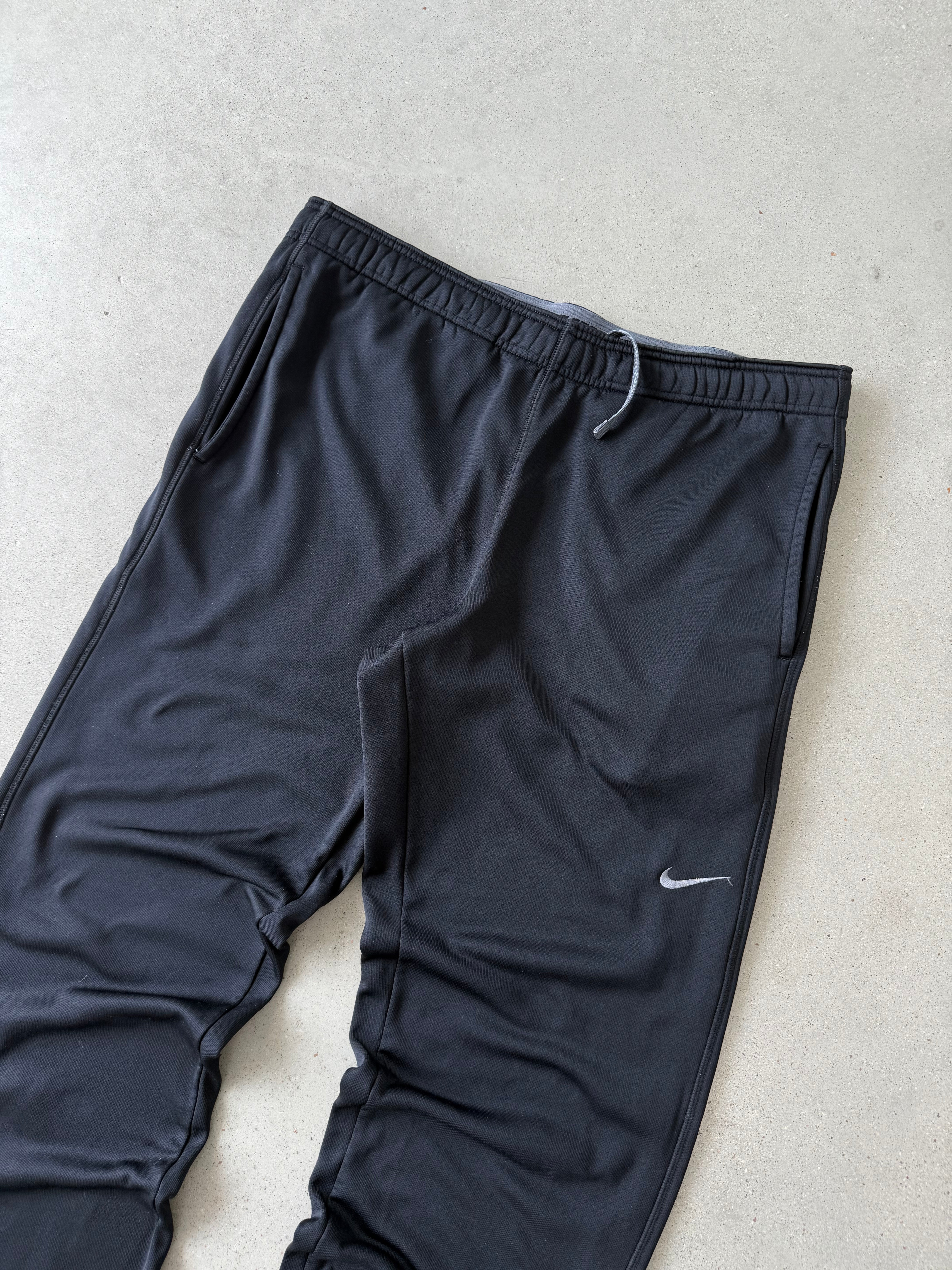 Vintage Nike Therma-fit Sweatpants - L
