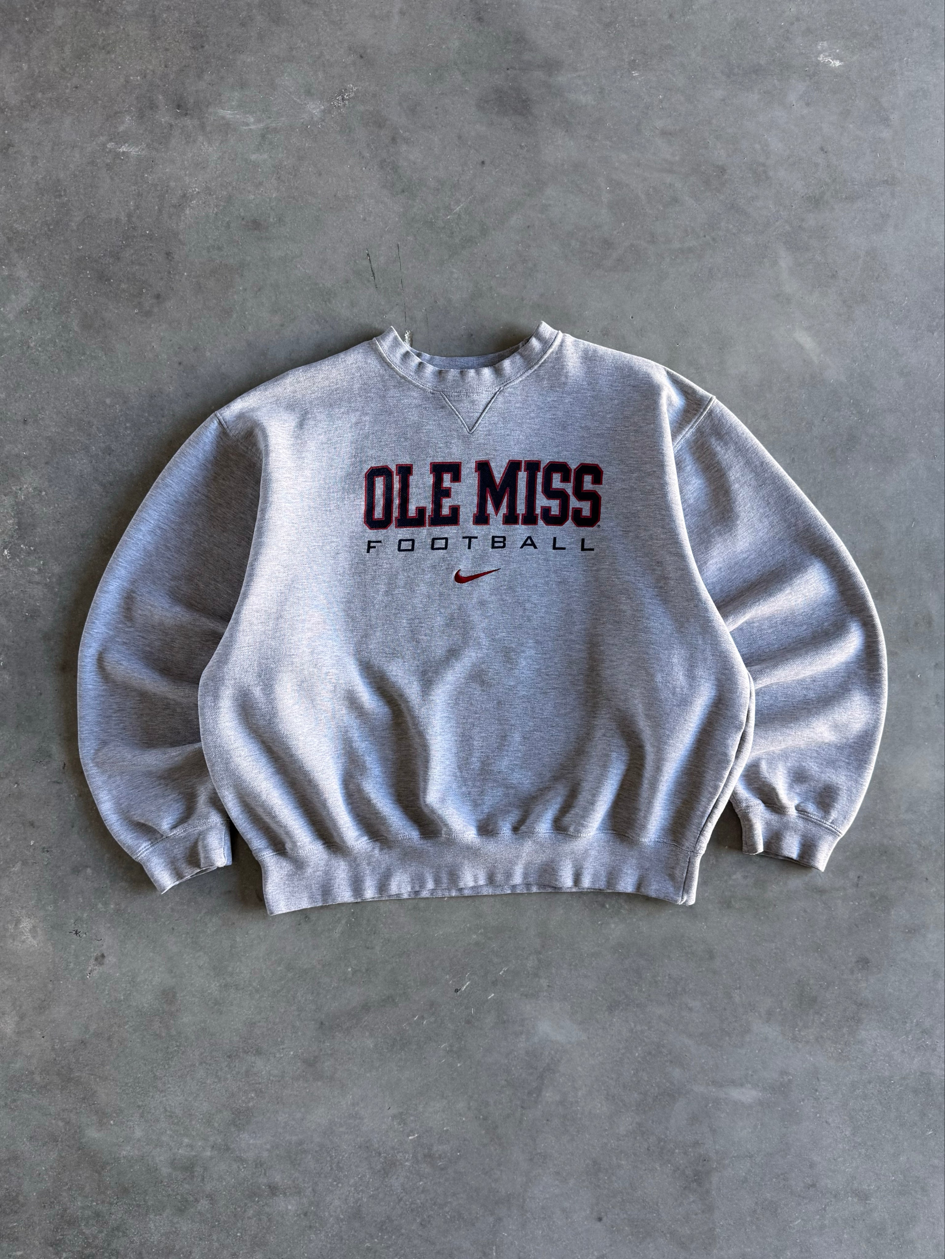Vintage 2000s Ole Miss Football Nike Team Sweatshirt (L)