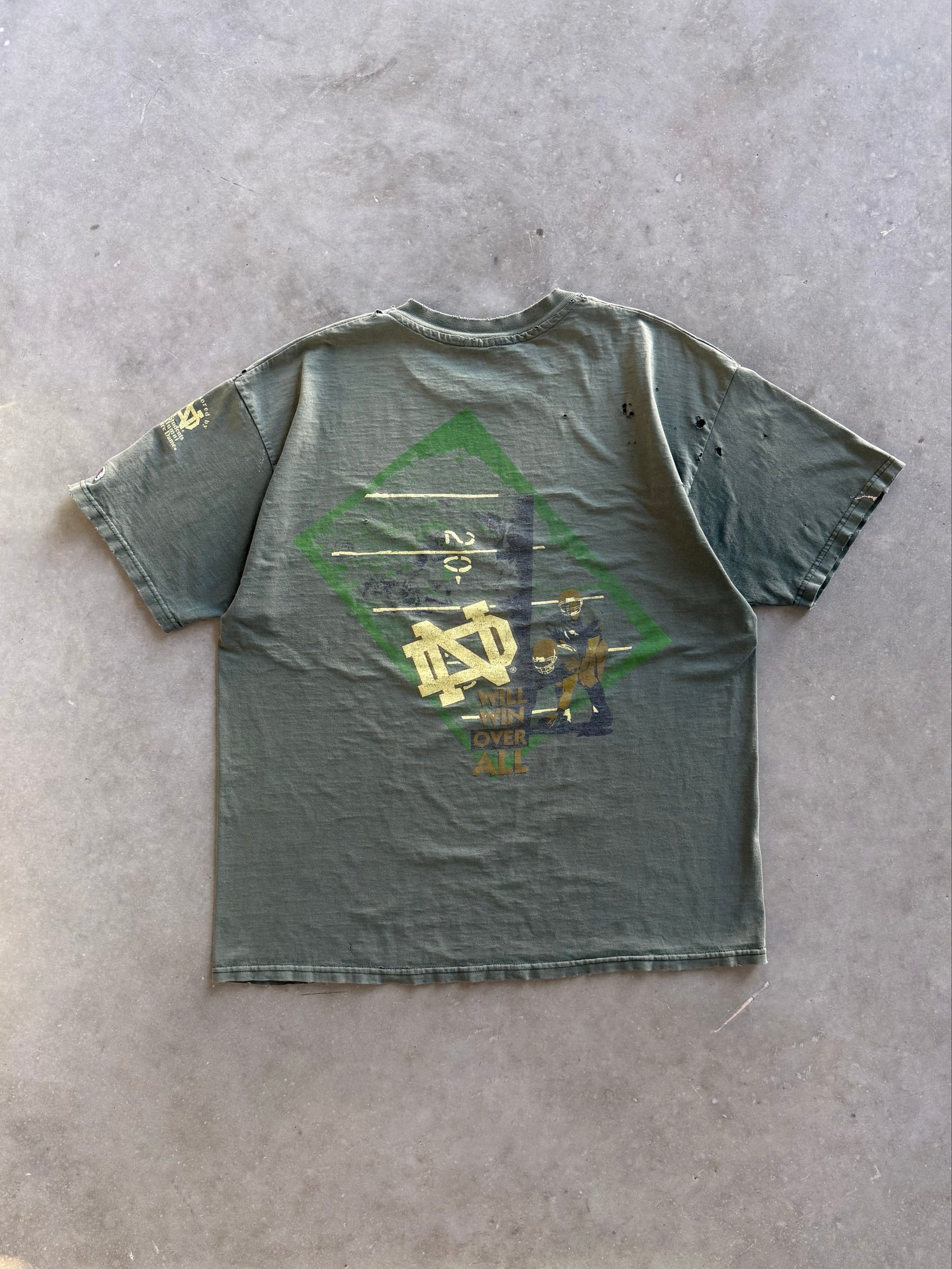 Vintage 1990s Notre Dame Distressed T-shirt (XL)
