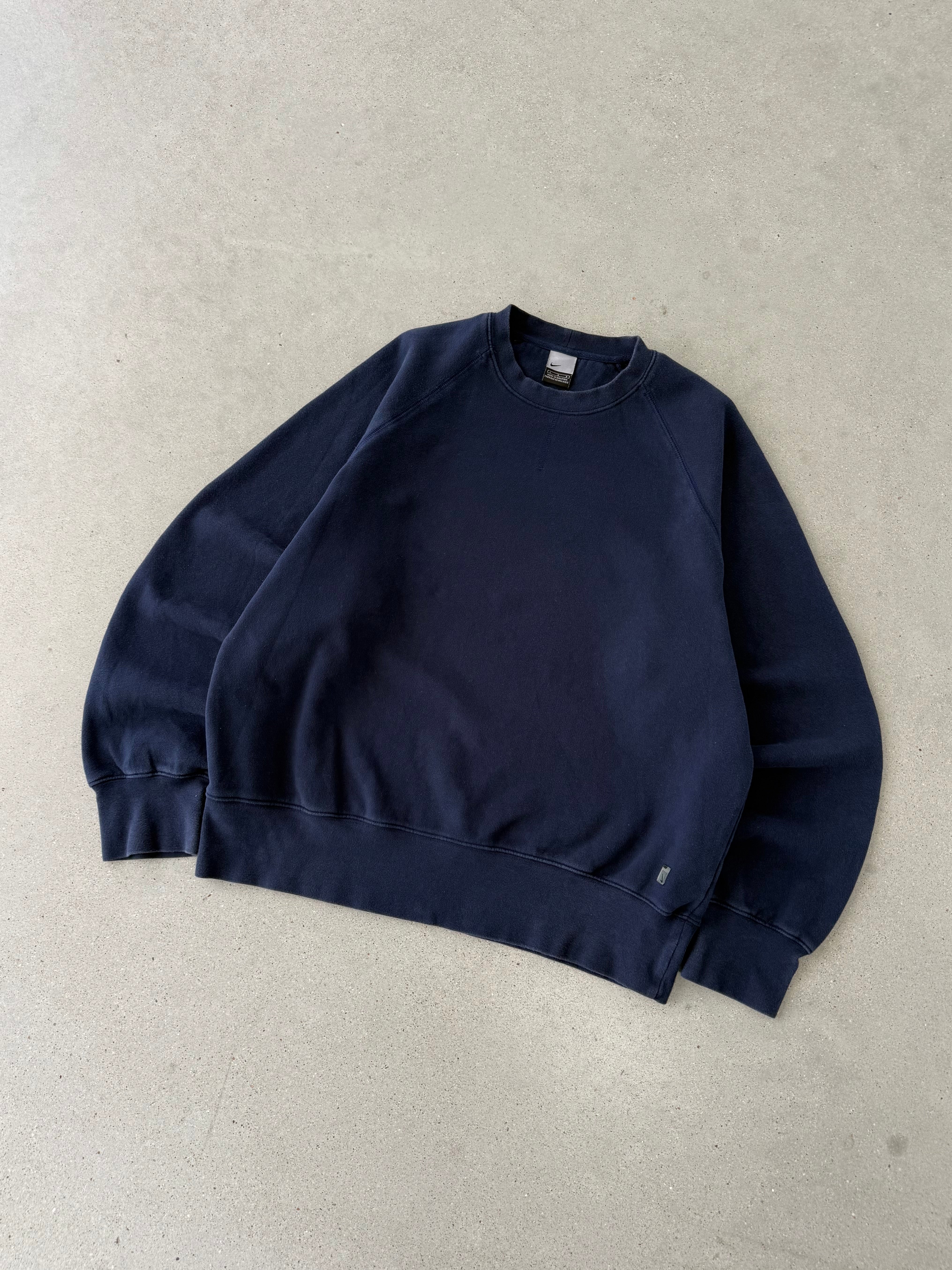 Vintage 2000s Nike Navy Crewneck - L