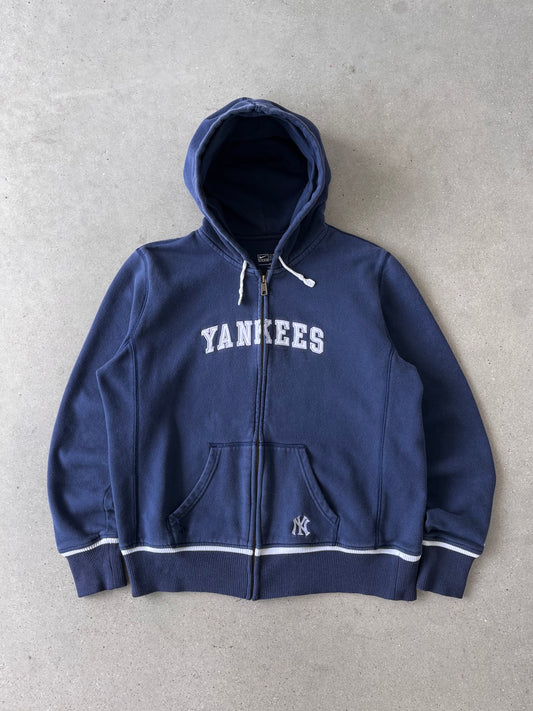 Vintage Nike Yankees Women's Zip-Up Hoodie - M