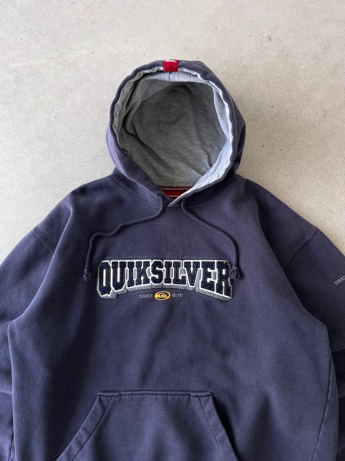 Vinatge Quicksilver Hoodie - M