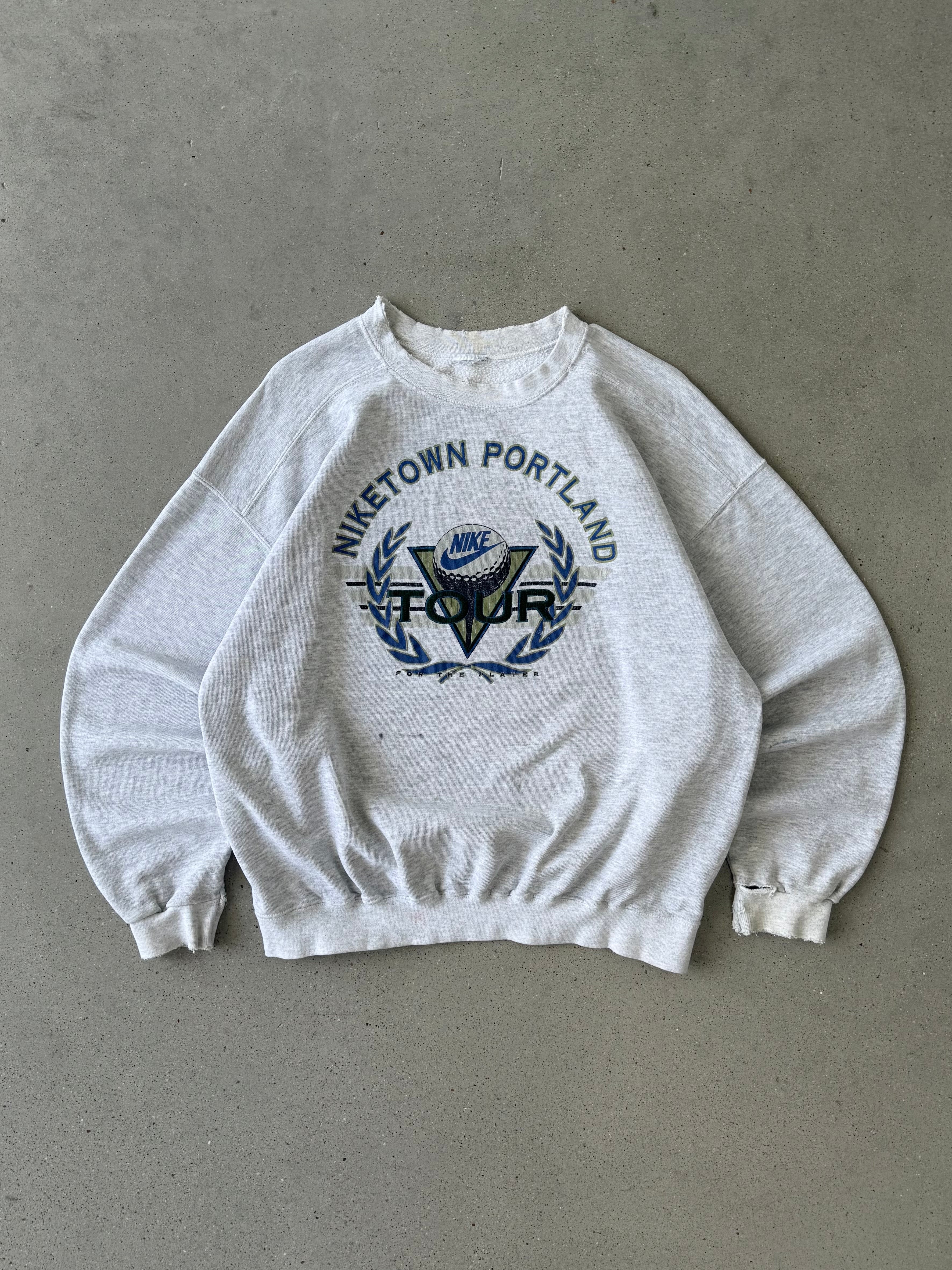 Vintage 1990s Niketown Portland Golf Crewneck - L