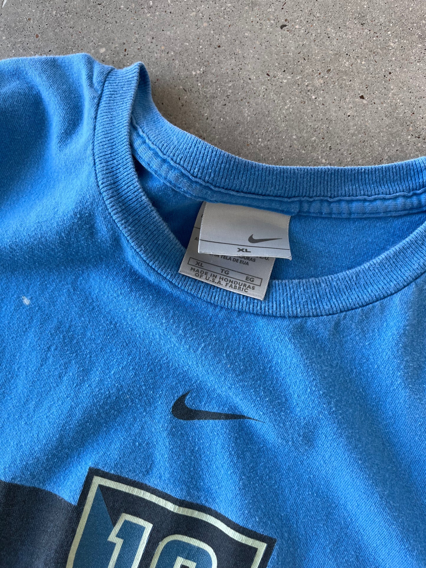 Vintage Nike #10 Center Swoosh Tee - XL