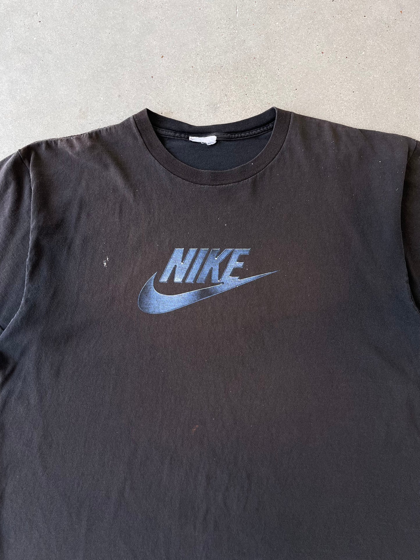 Vintage Nike Painter's Tee - XL