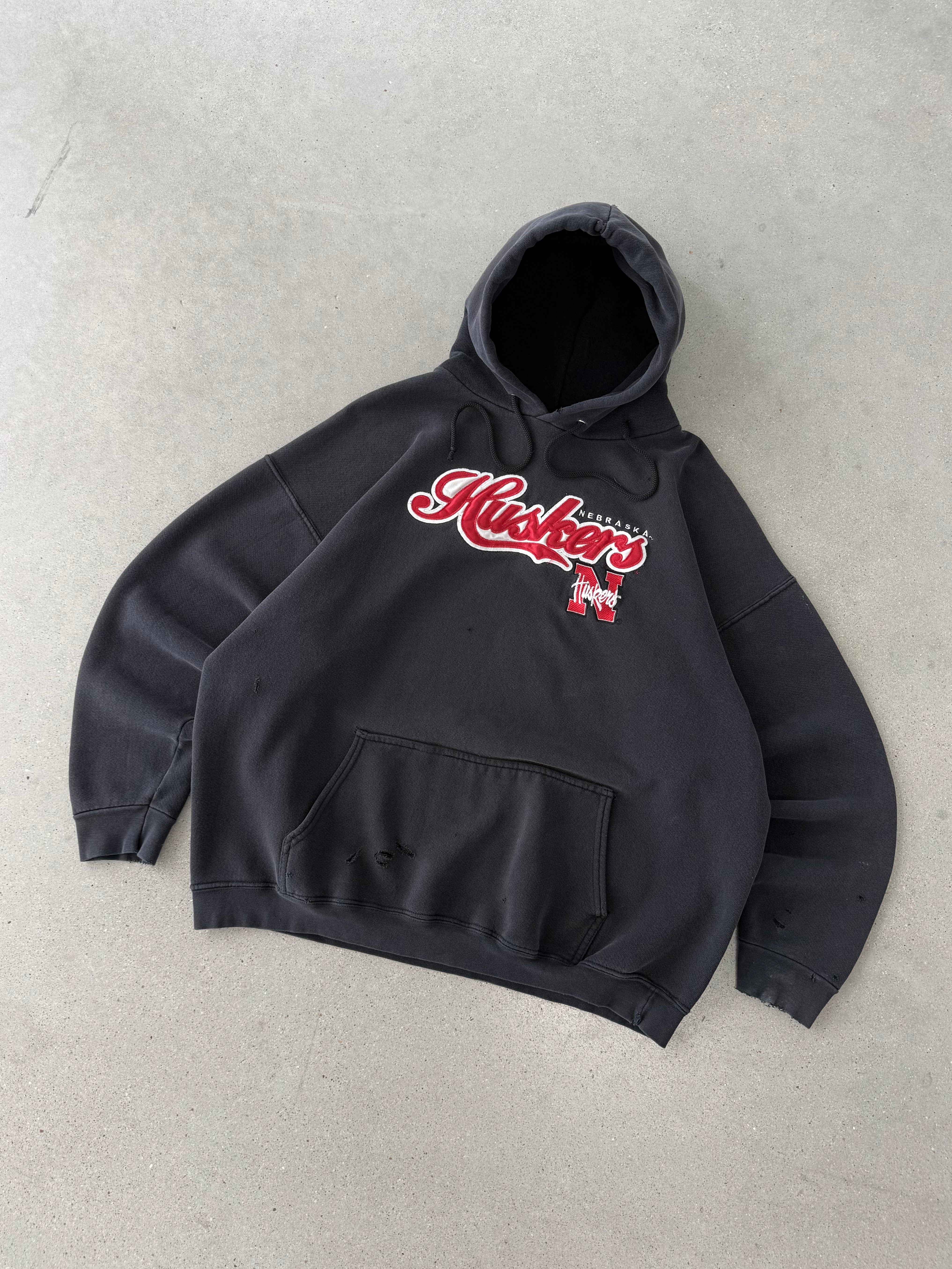 Vintage Distressed Nebraska Huskers Hoodie - XL