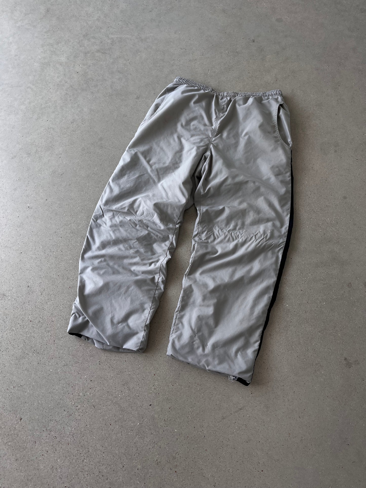 Vintage Nike Black/Gray Trackpants - S