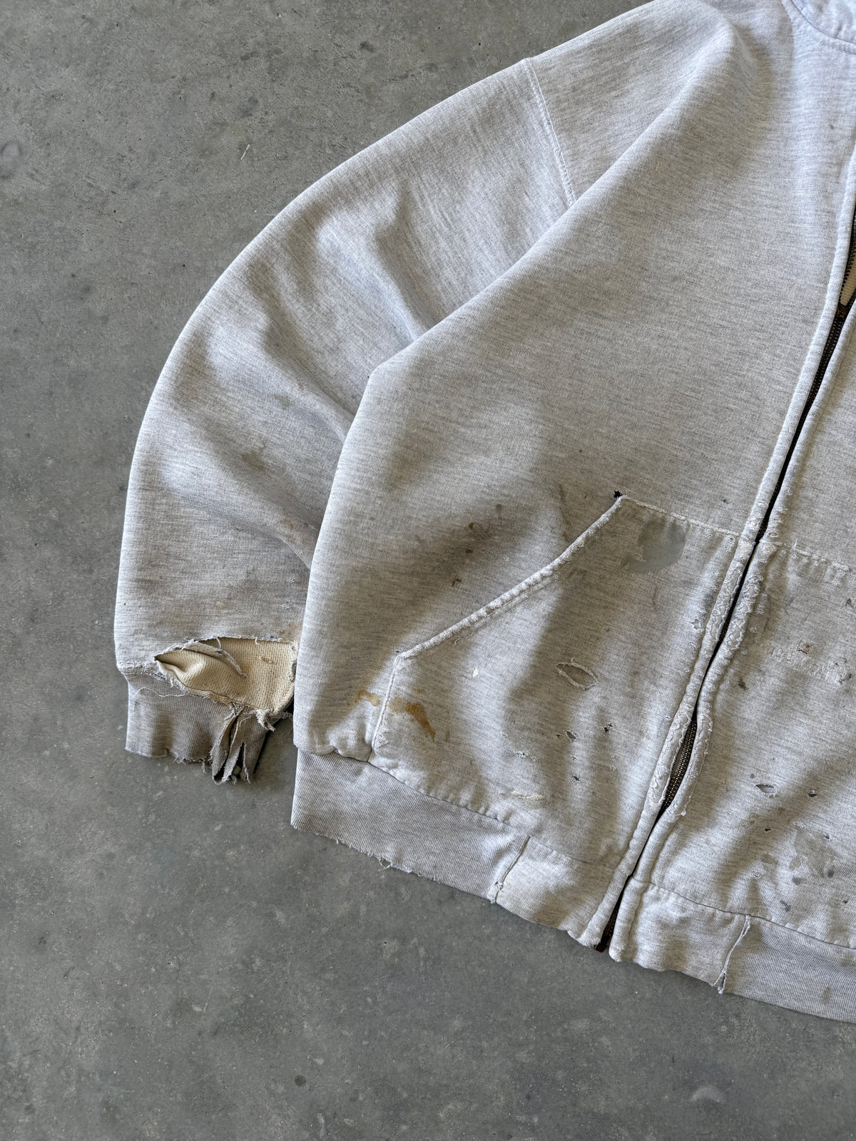 Vintage 1990s Distressed Waffle-lined Carhartt Hoodie (L)