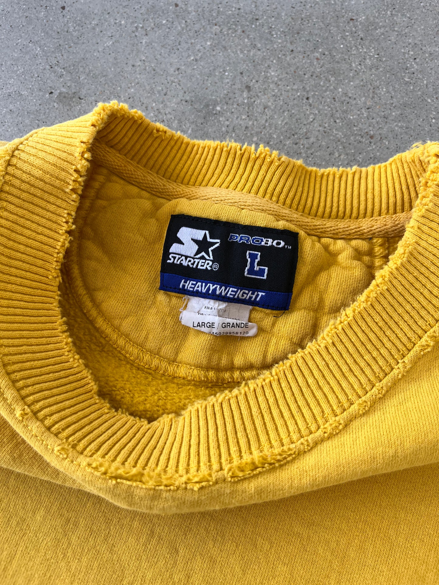 Vintage Starter Distressed Crewneck - L