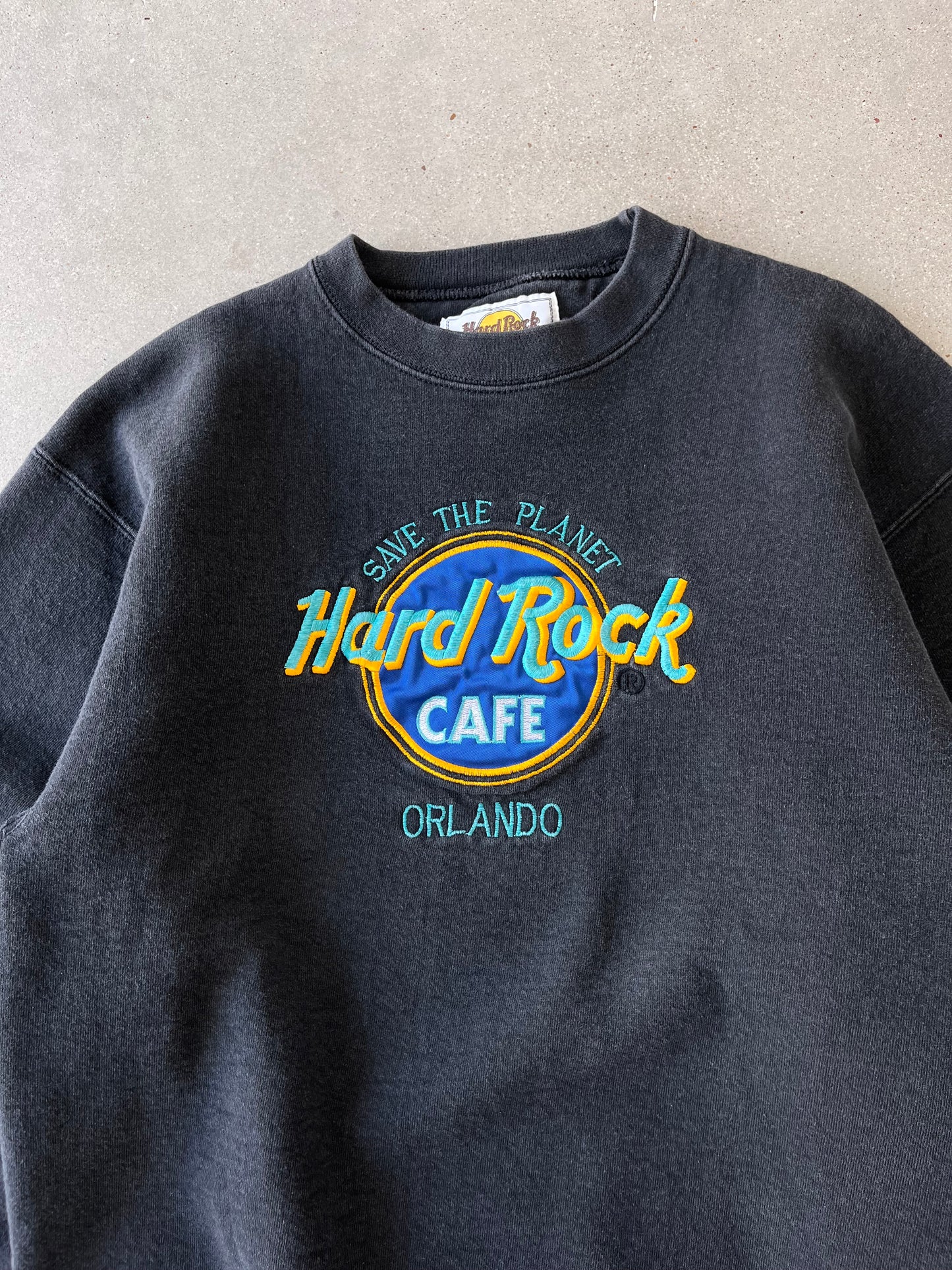 Vintage Hard Rock Cafe Orlando Embroidered Crewneck - M