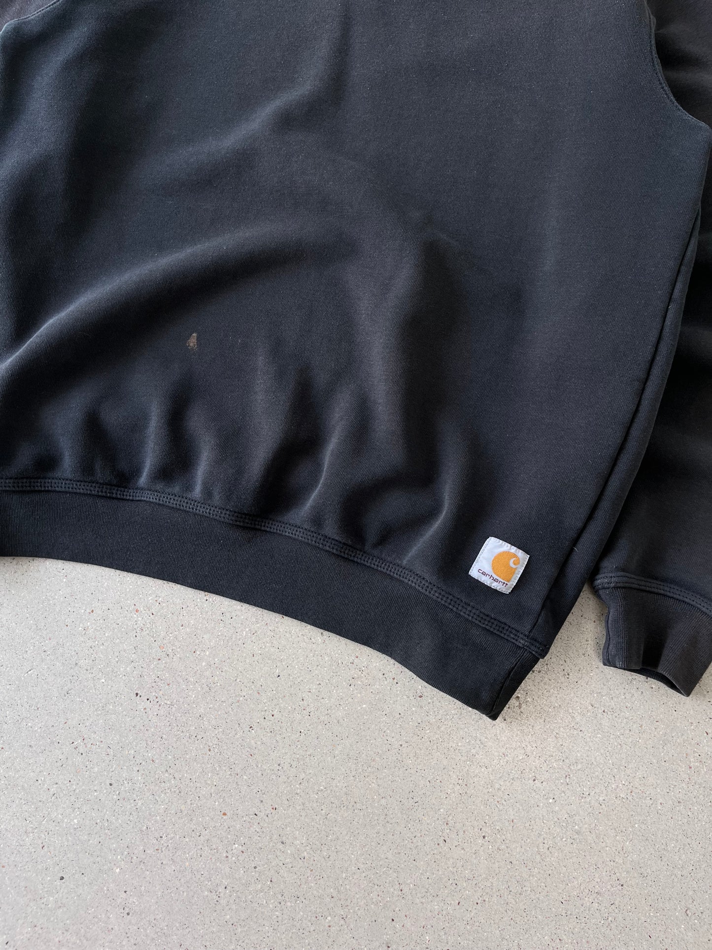 Vintage Carhartt Faded Black Crewneck - M