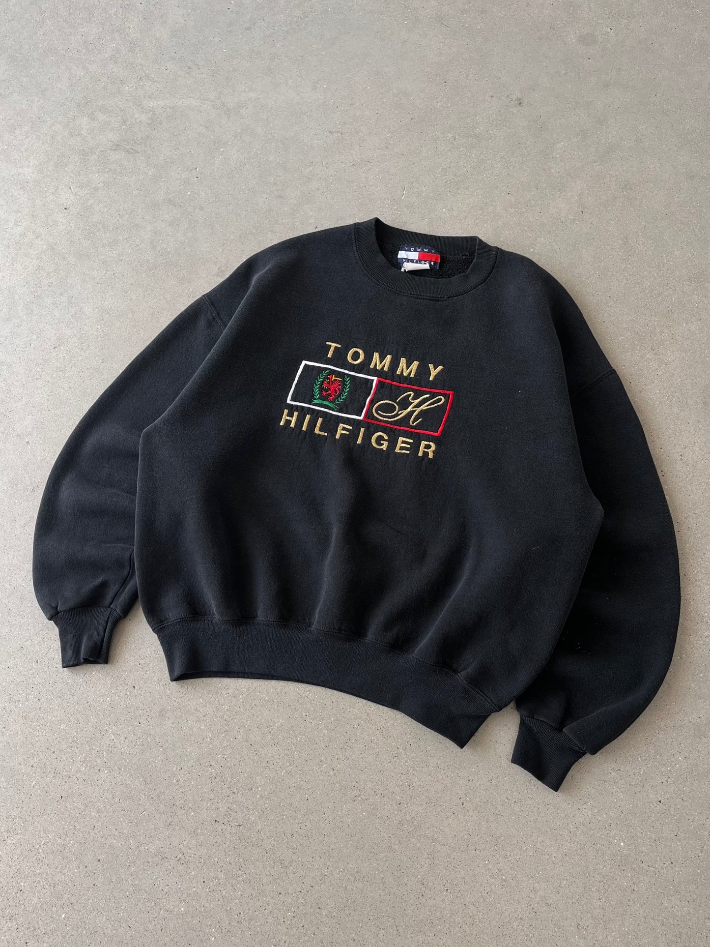 Vintage Tommy Hilfiger Crewneck - L