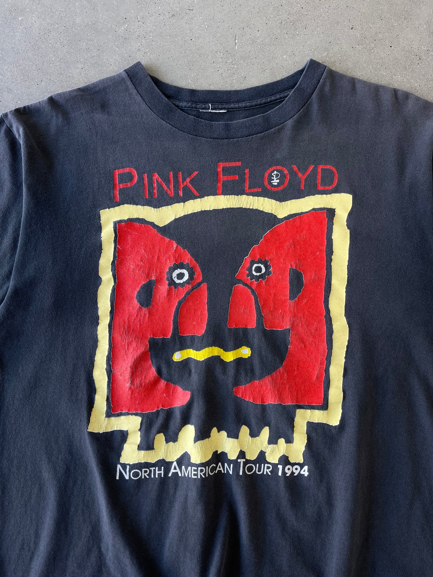 Vintage 1994 Pink Floyd North American Tour Tee - L