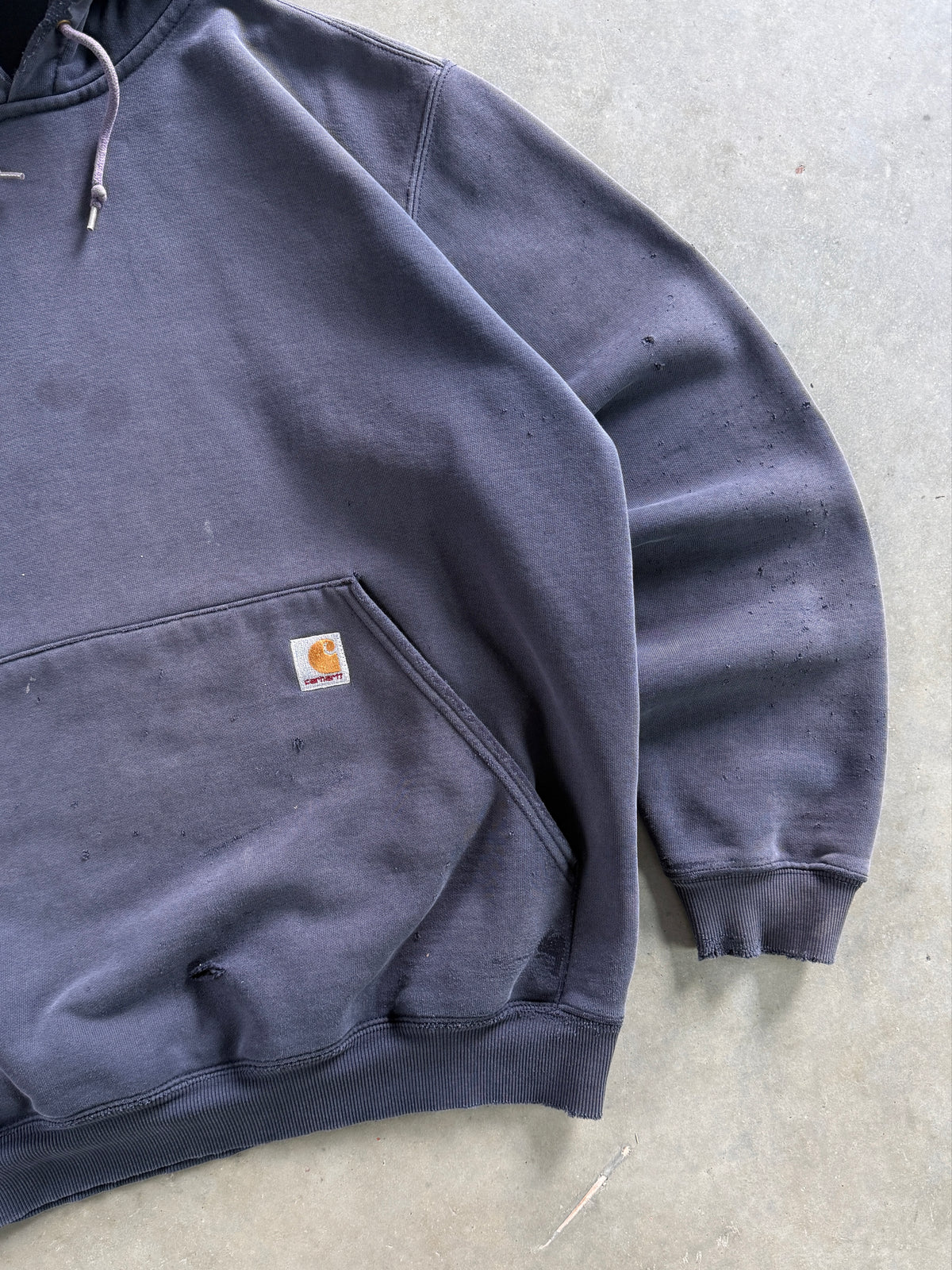 Vintage 2000s Distressed Carhartt Hoodie (M)