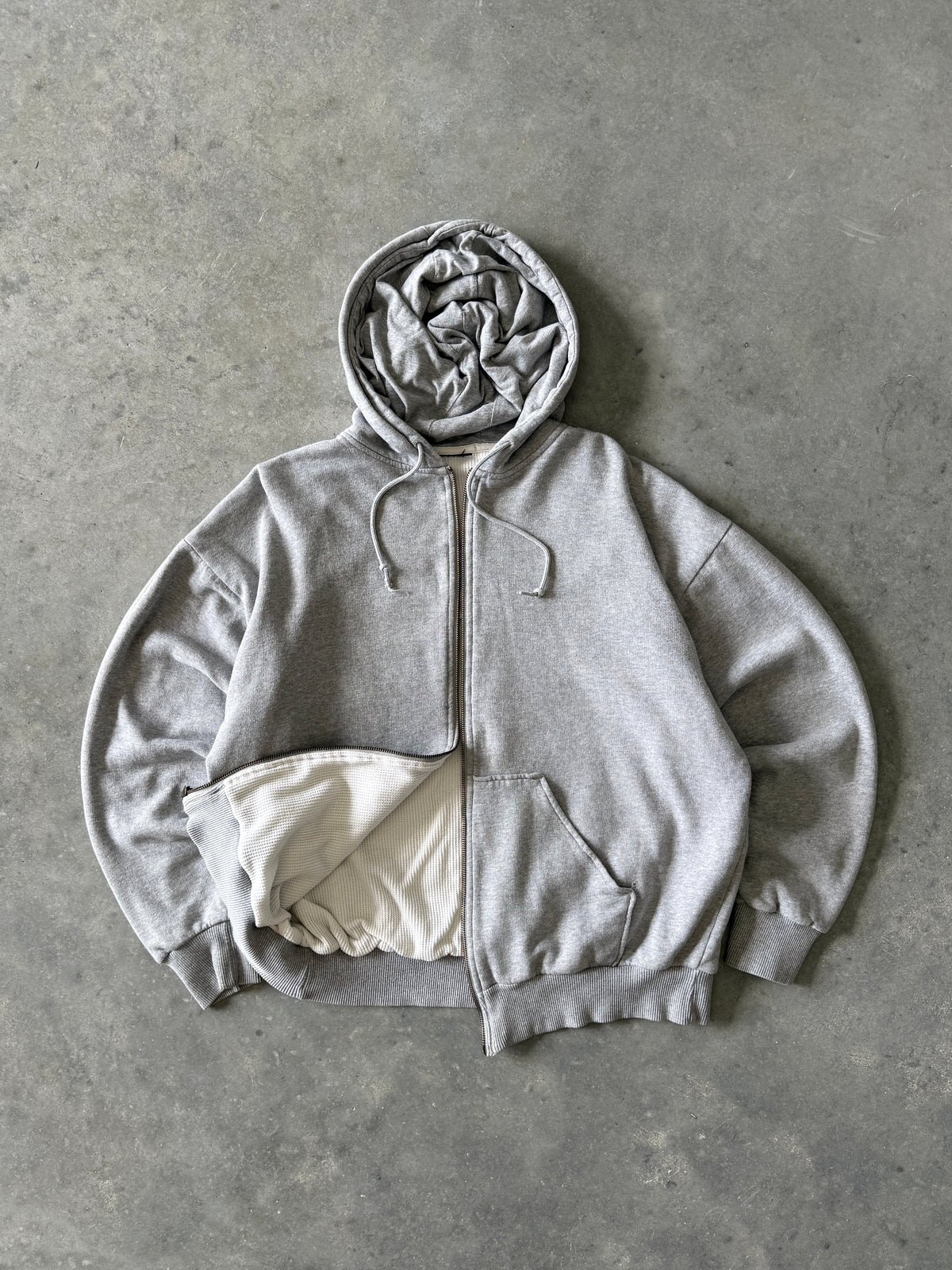 Vintage 2000s Waffle-lined Gray Zip-up Hoodie (XL)