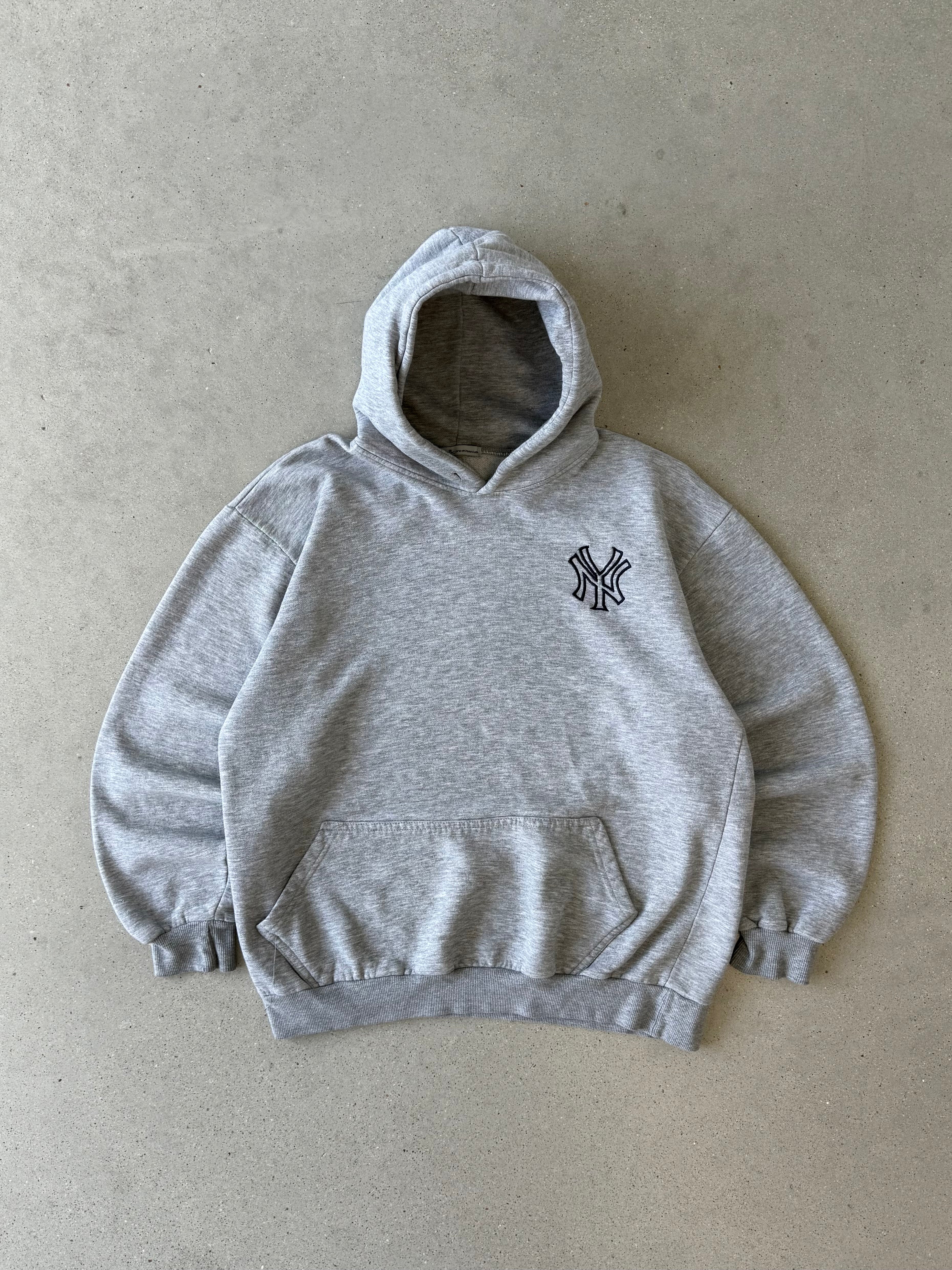 Vintage Yak New York Yankees Gray Hoodie   - L