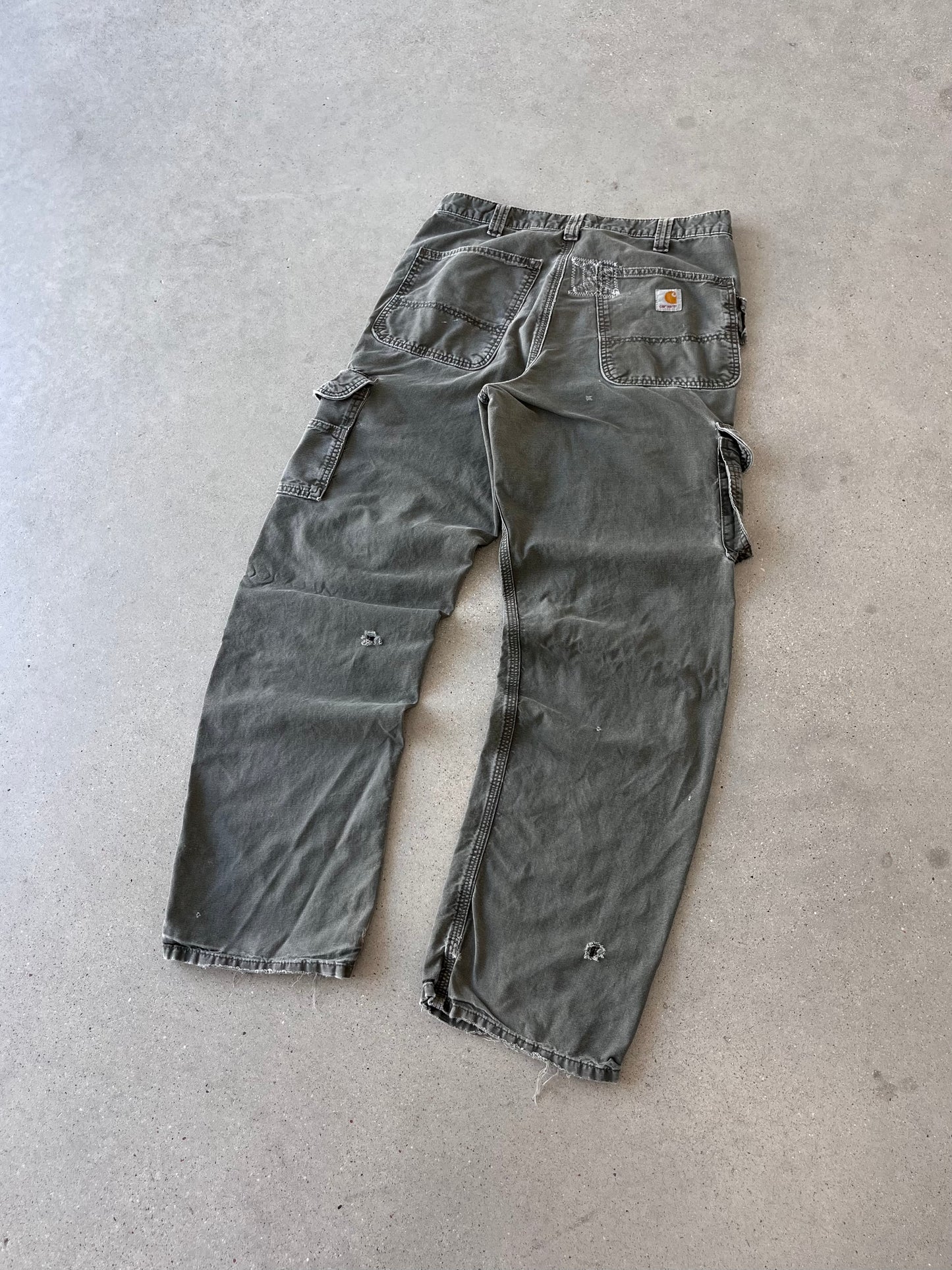 Vintage Carhartt Distressed Olive Cargo Pants - 32x33