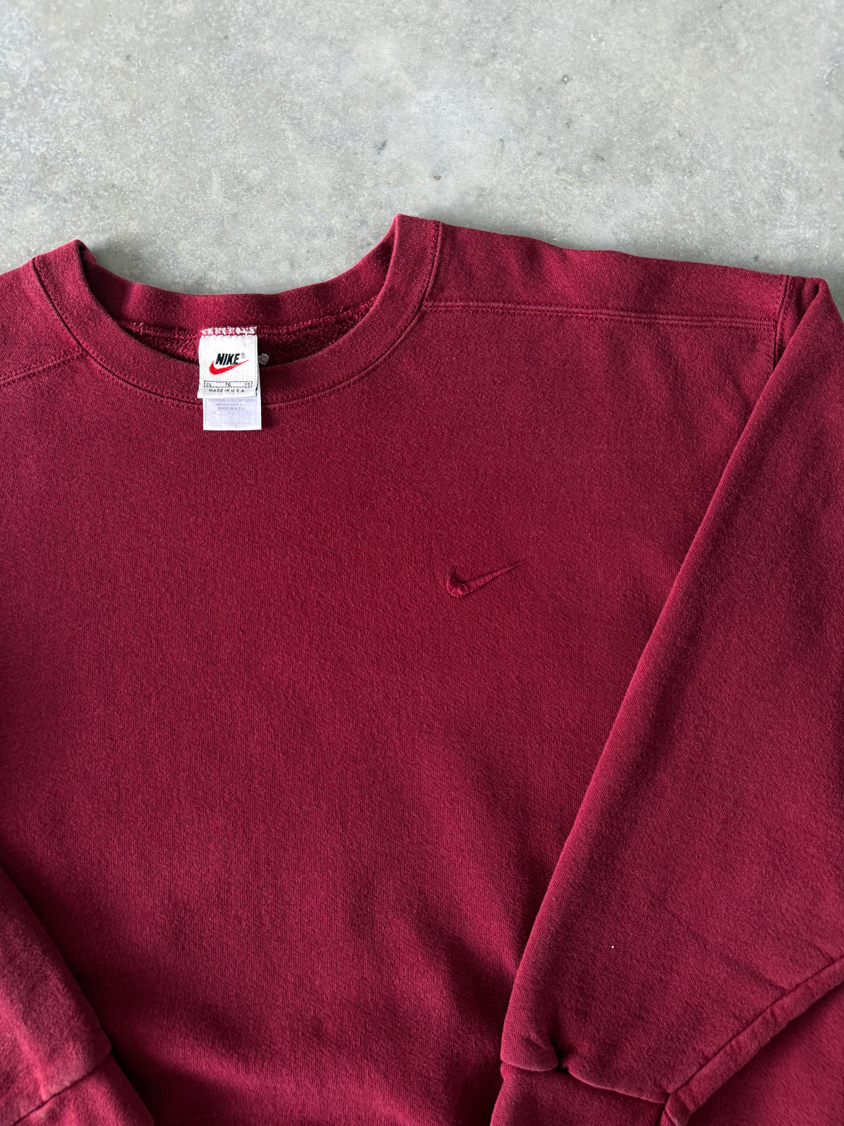 Vintage 1990s Nike Red Wine Mini SwooshSweatshirt (XL)