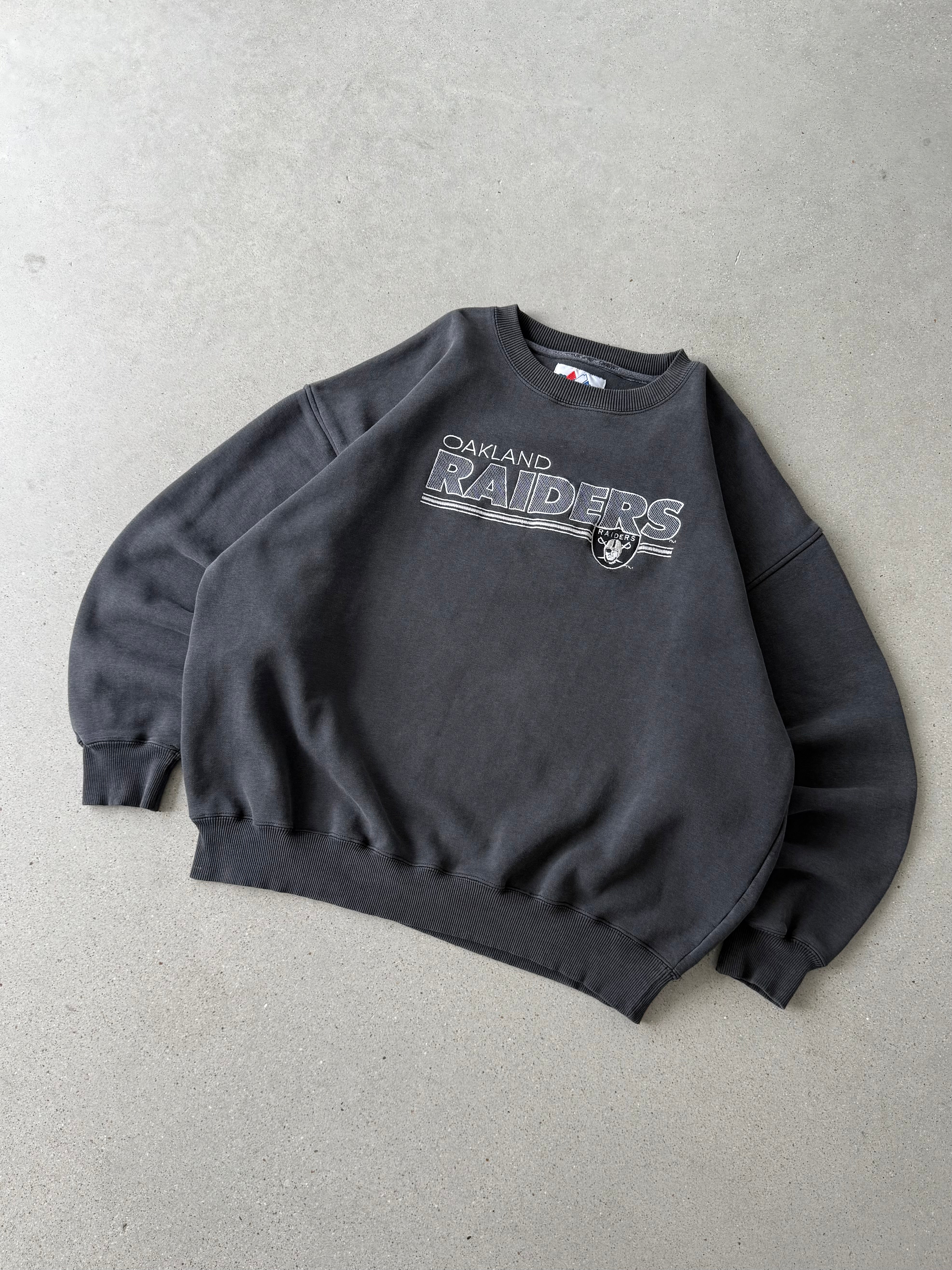 Vintage 1990s Oakland Raiders Embroidered Crewneck - XXL