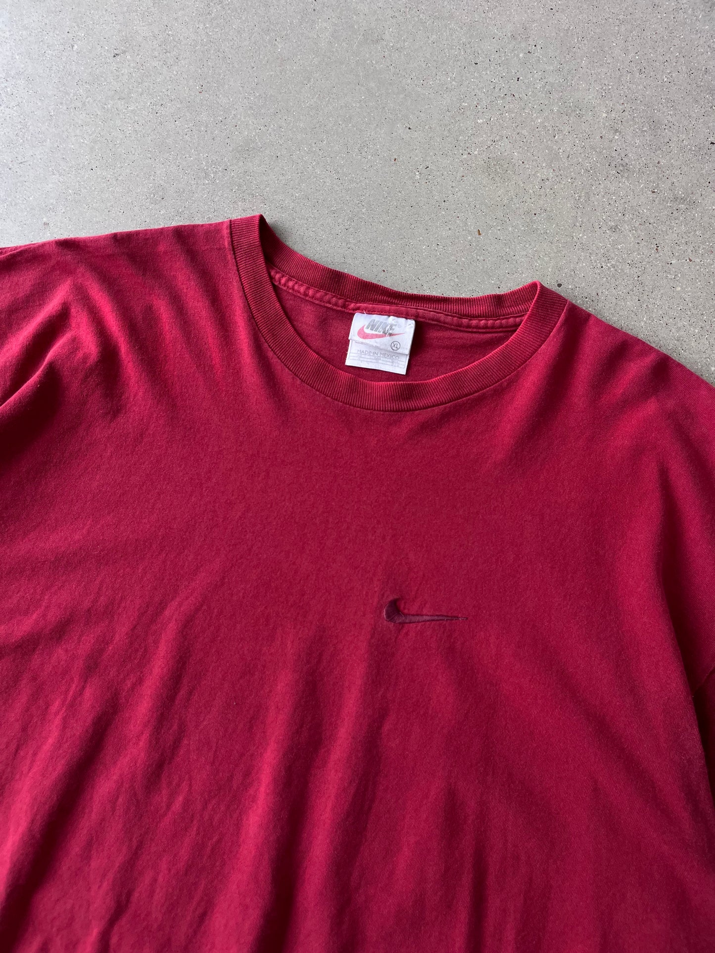 Vintage 90s Nike Mini Swoosh Tee - XL