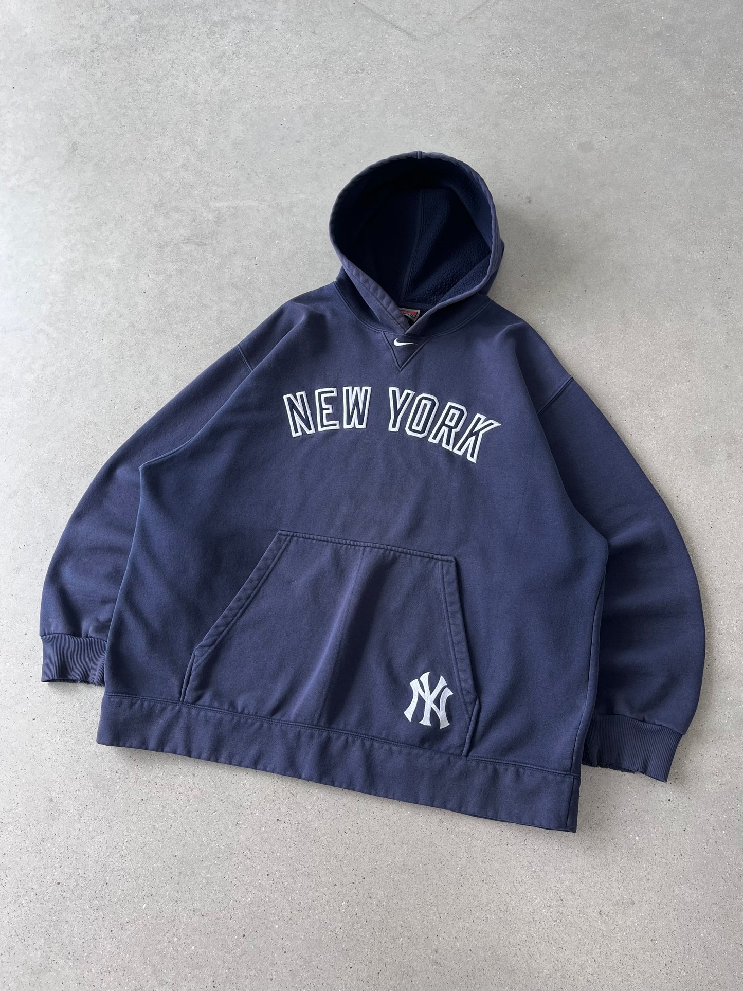 Vintage NIKE Yankees New York Center Swoosh Hoodie - XL