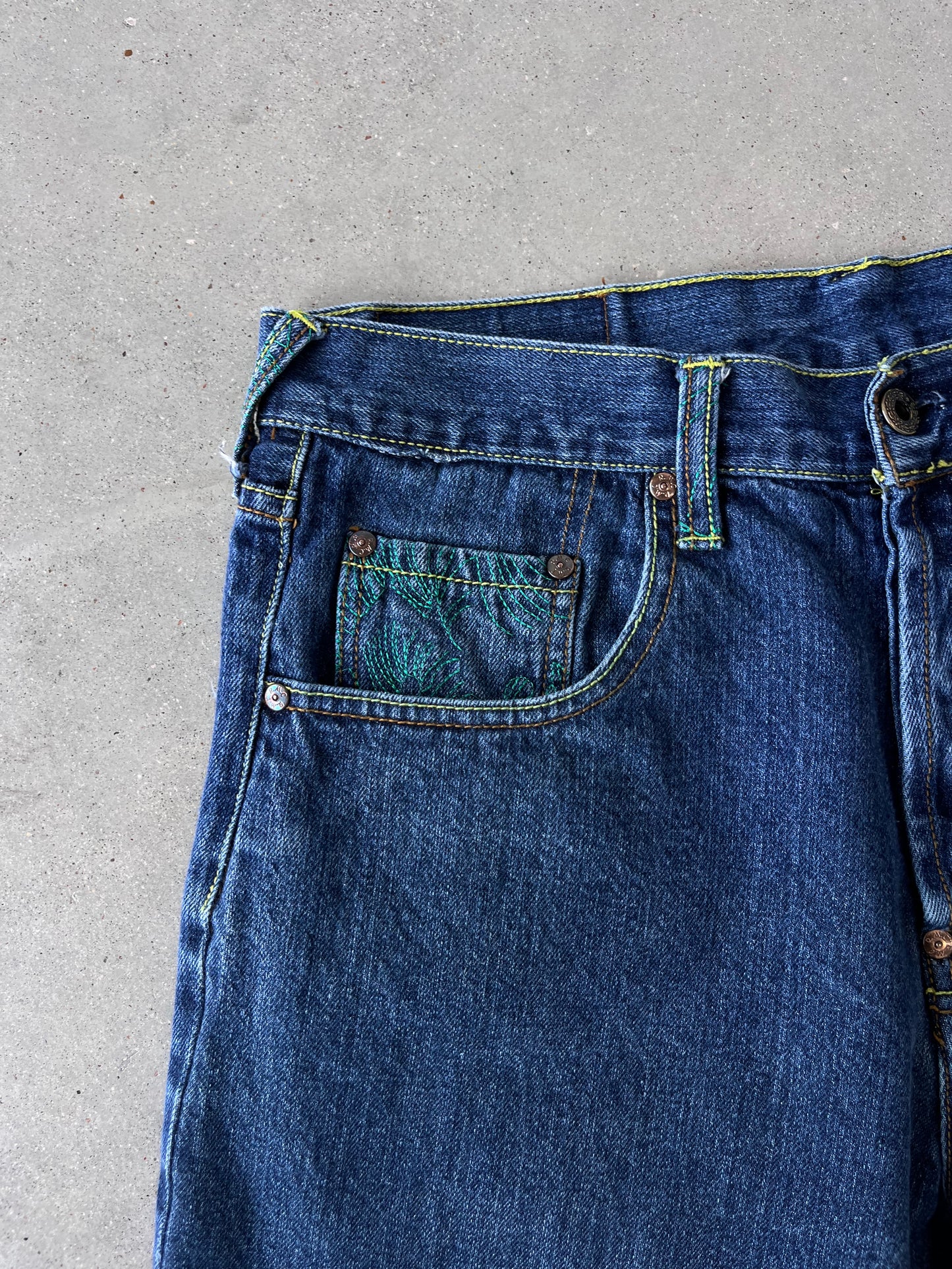 Vintage Y2K RMC Embroidered Denim - 32x31