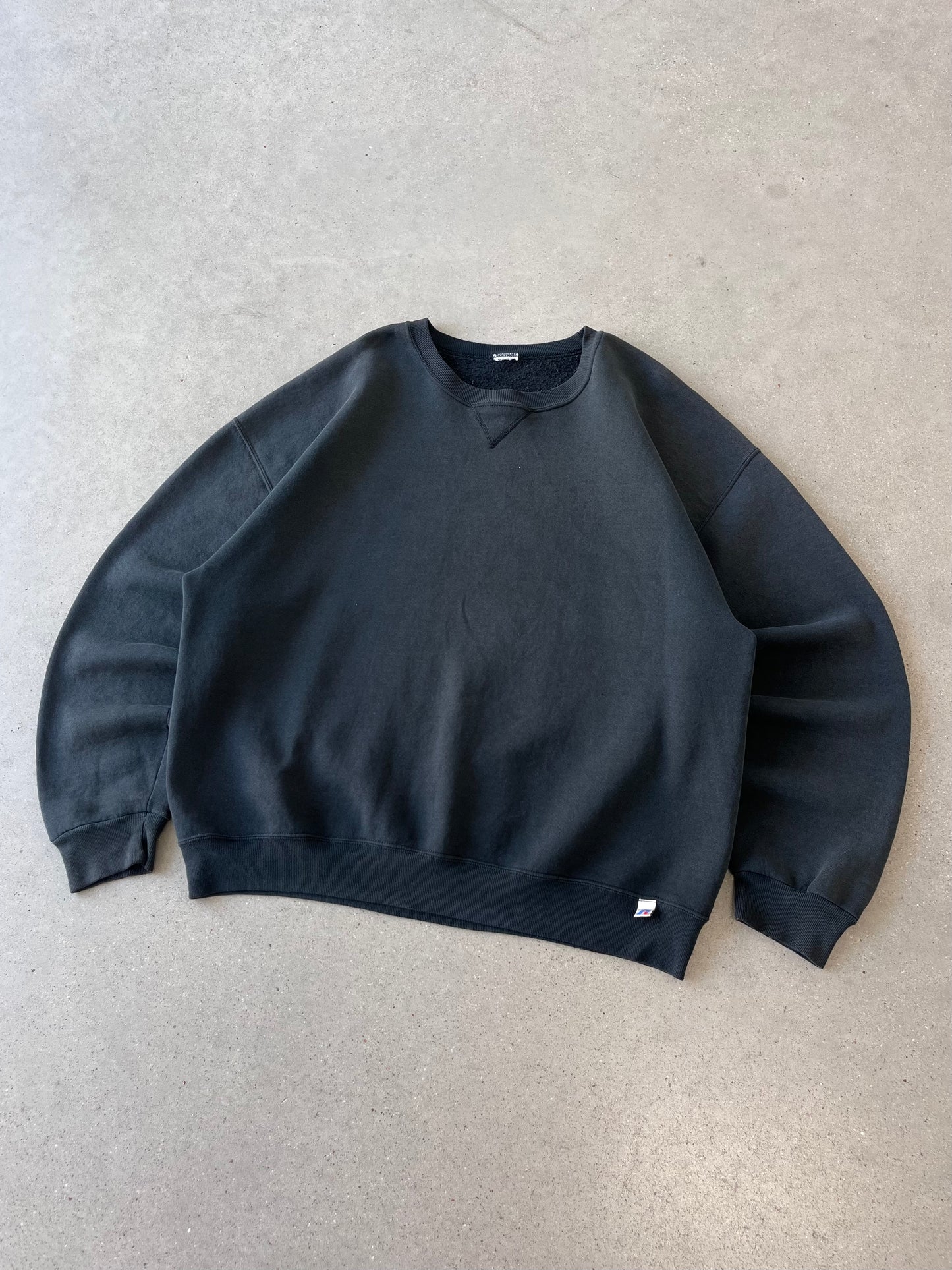 Vintage Black Russell Athletic Crewneck - XL