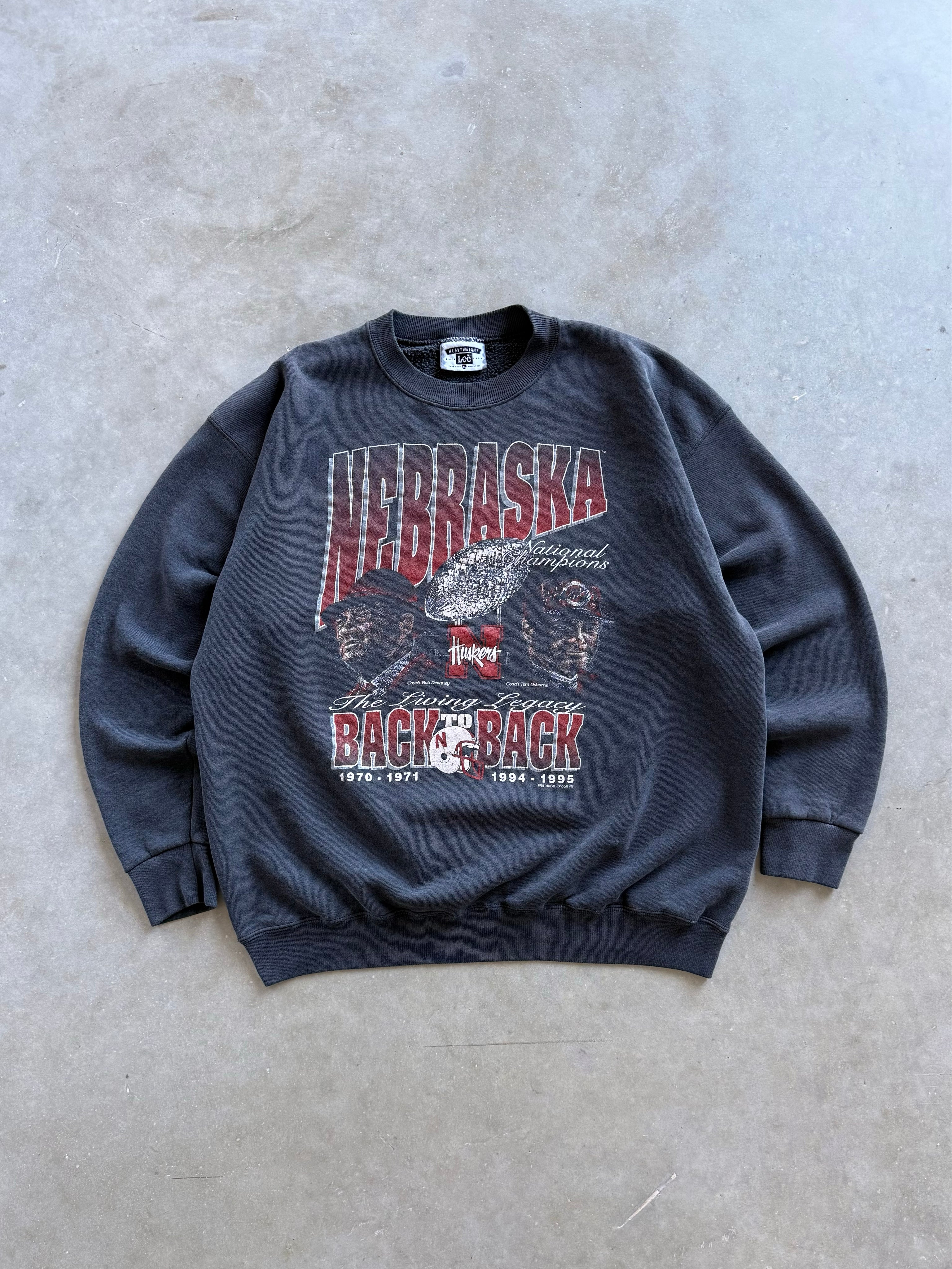 Vintage 1990s Nebraska Huskers "Back to Back" Lee Sweatshirt (XL)