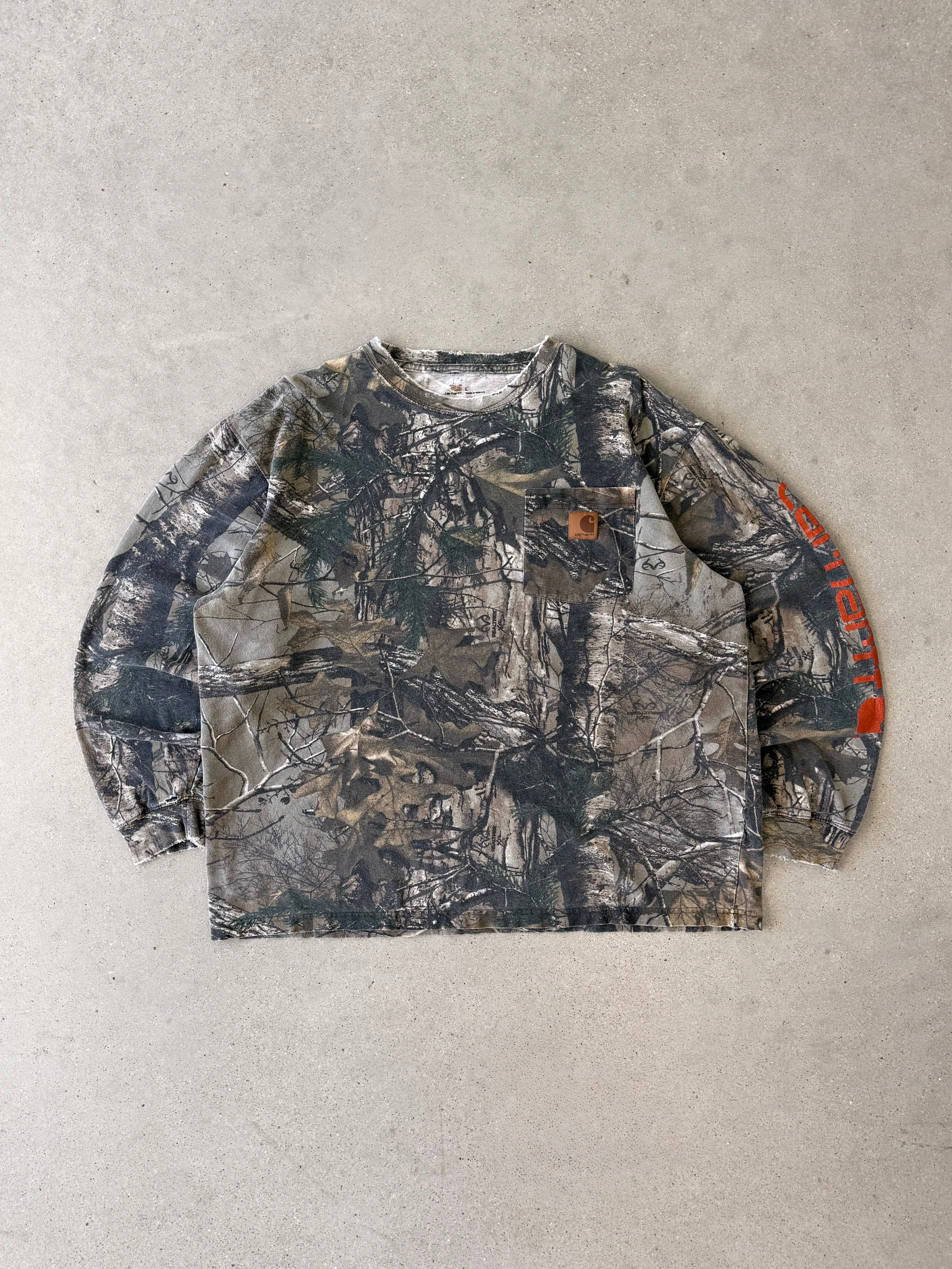 Vintage Carhartt Realtree Pocket Long Sleeve - L
