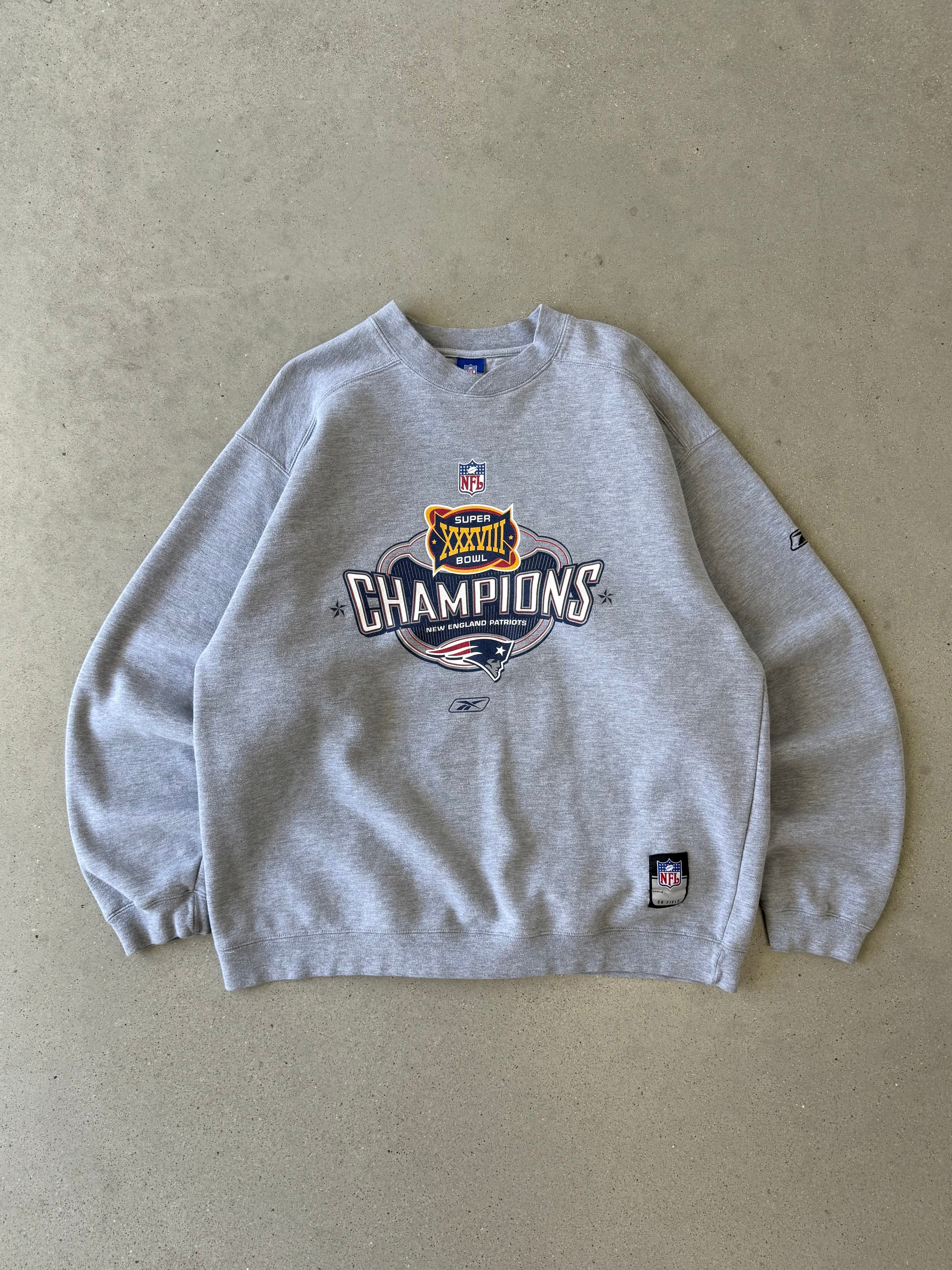 Vintage 2004 New England Patriots Super Bowl Reebok Sweatshirt  - XL