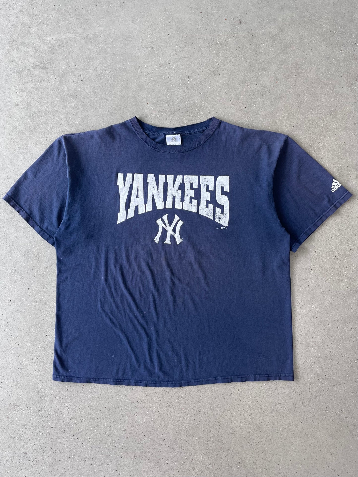 Vintage Adidas Yankees Distressed Tee - XL