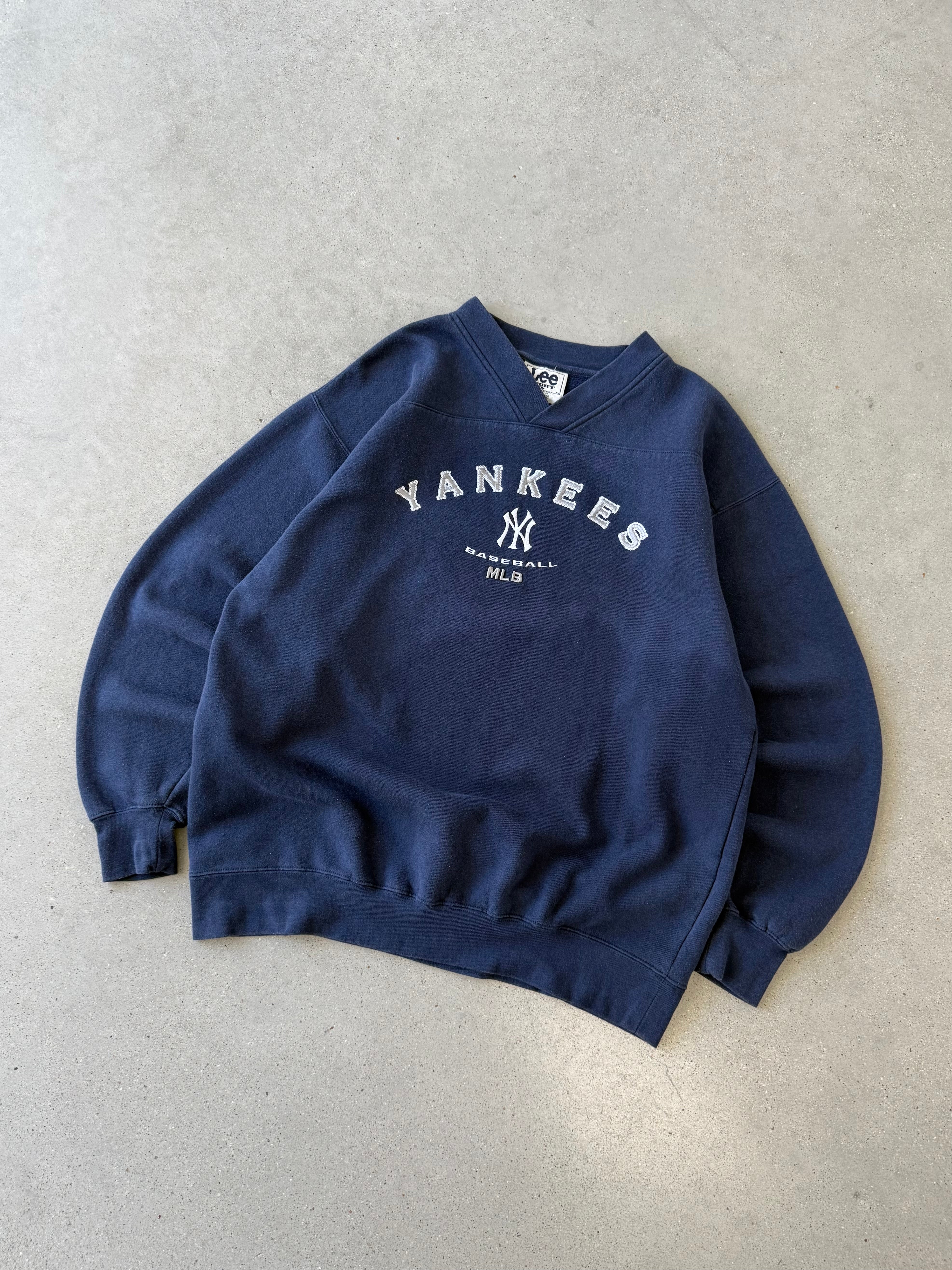 Vintage NY Yankees Lee Crewneck - L