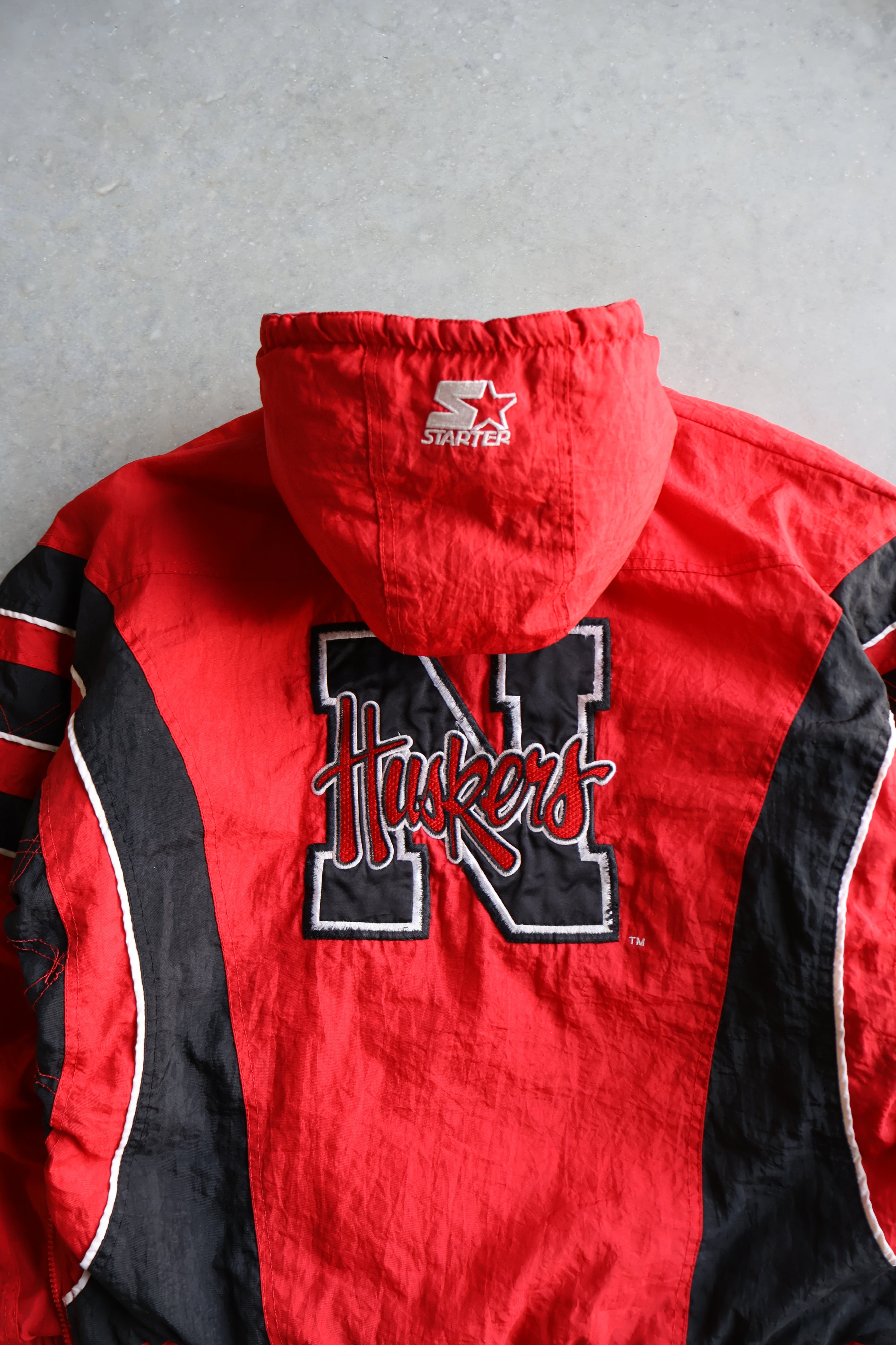 Vintage 1990s Nebraska Huskers Starter Puffer Jackets (XL)