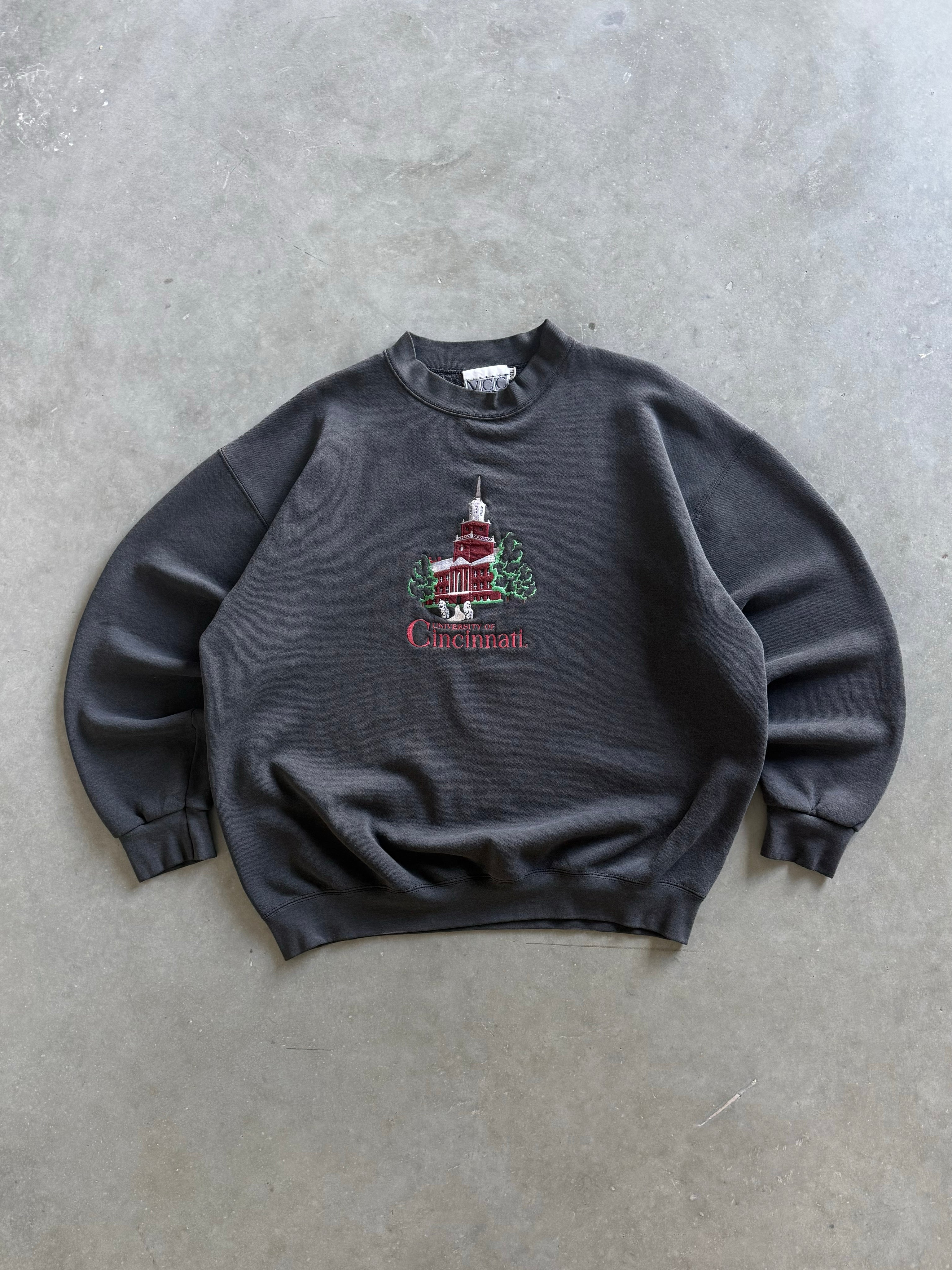 Vintage 90s (90s) Vcc Sweatshirt (XL)