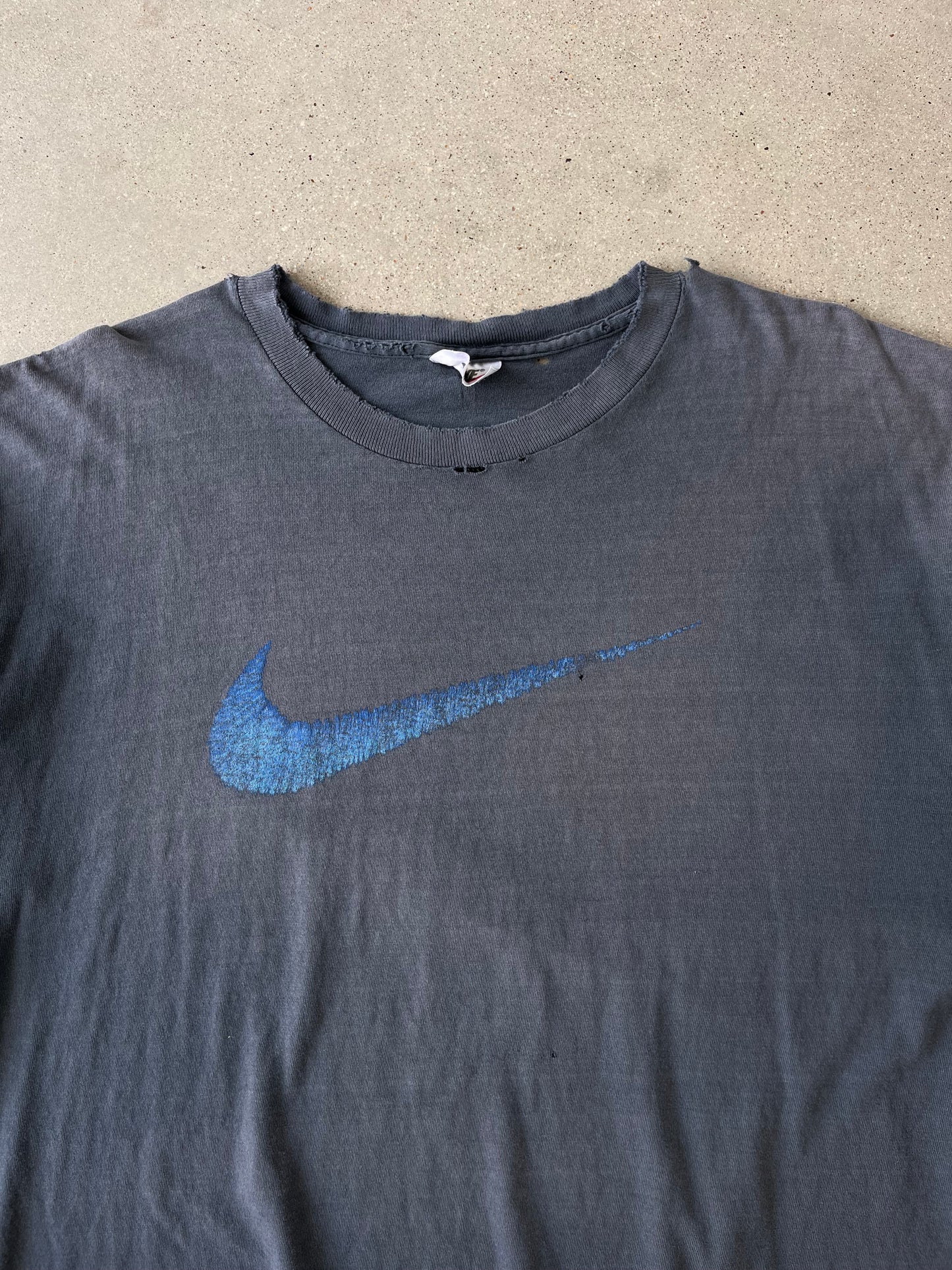 Vintage 90s Nike Distressed Big Swoosh Tee - L