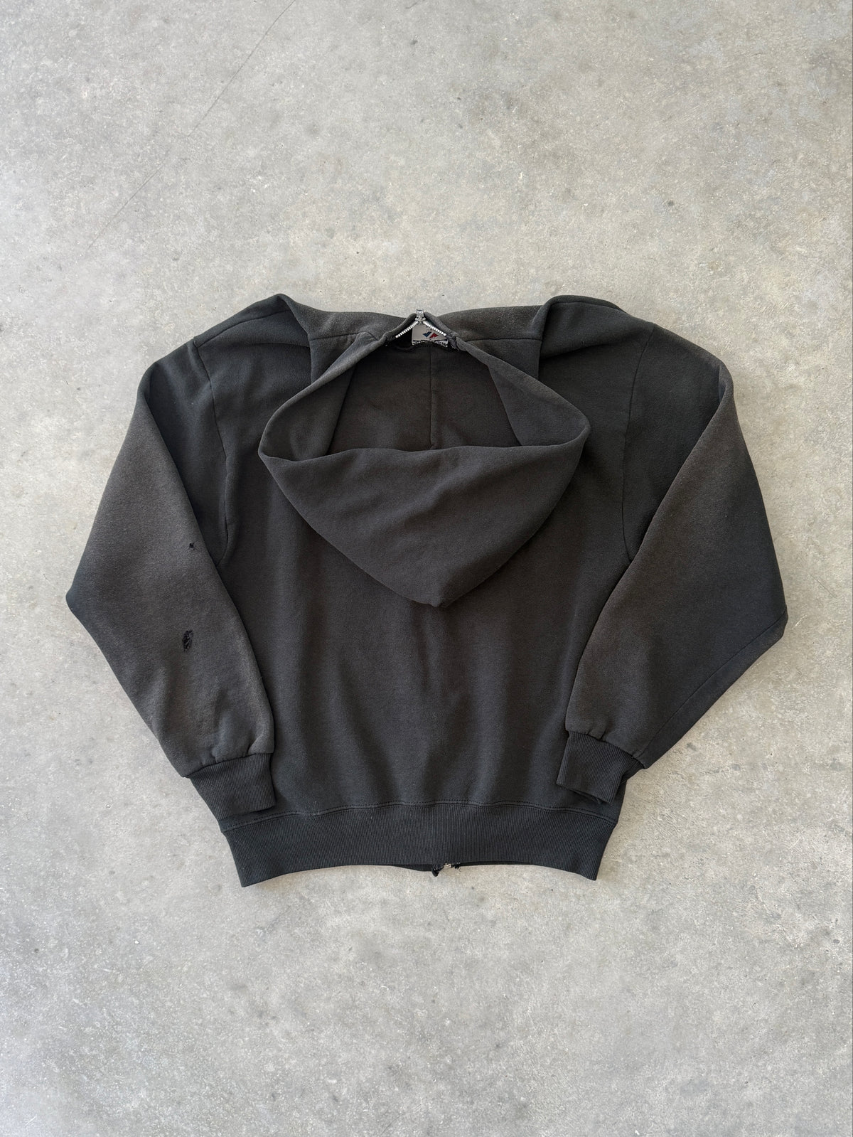 Vintage 2000s Sun-fadedJerzees Zip-up Hoodie (S)