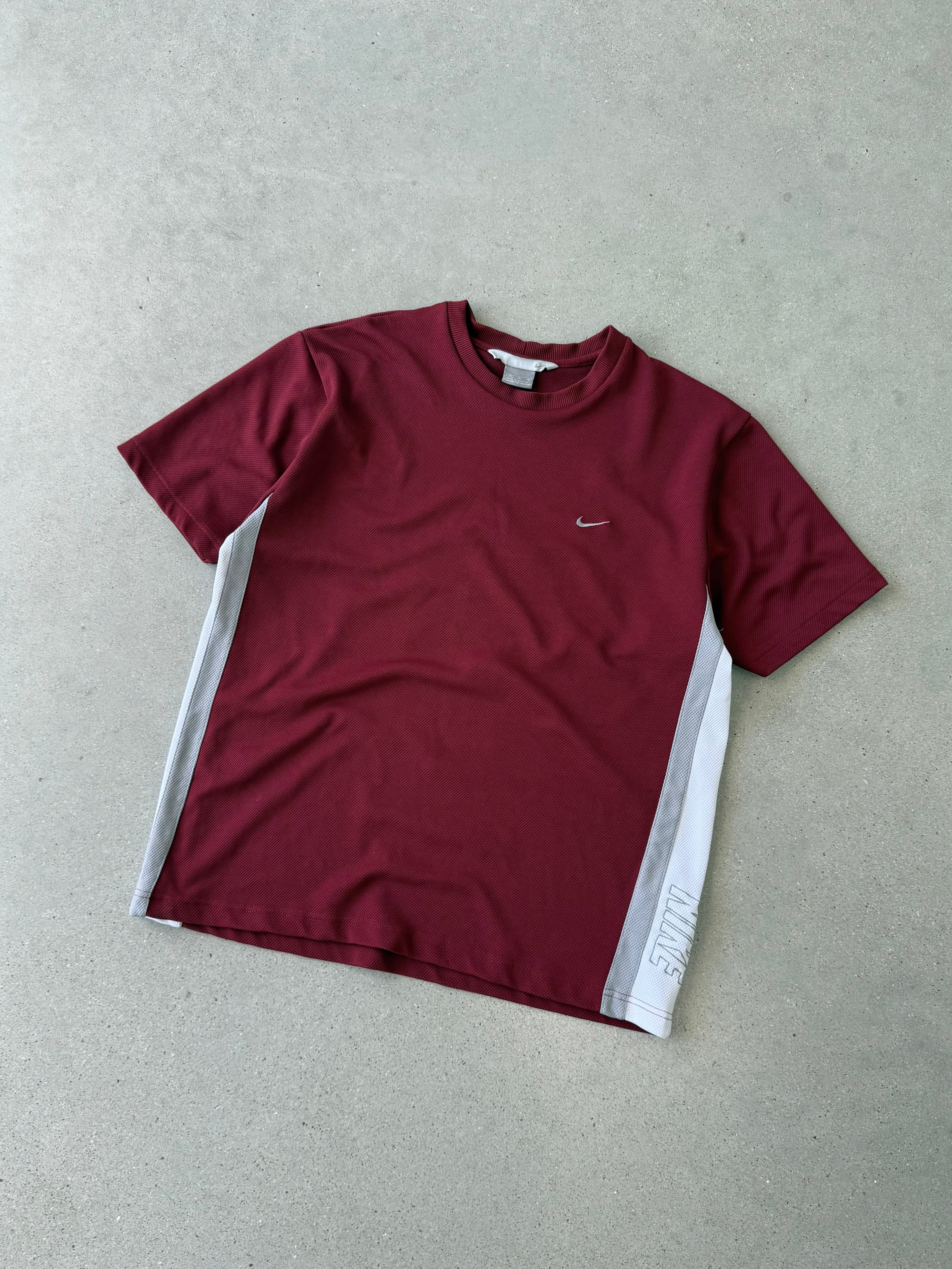 Vintage 2000s Nike Mini Swoosh Gym Tee - L