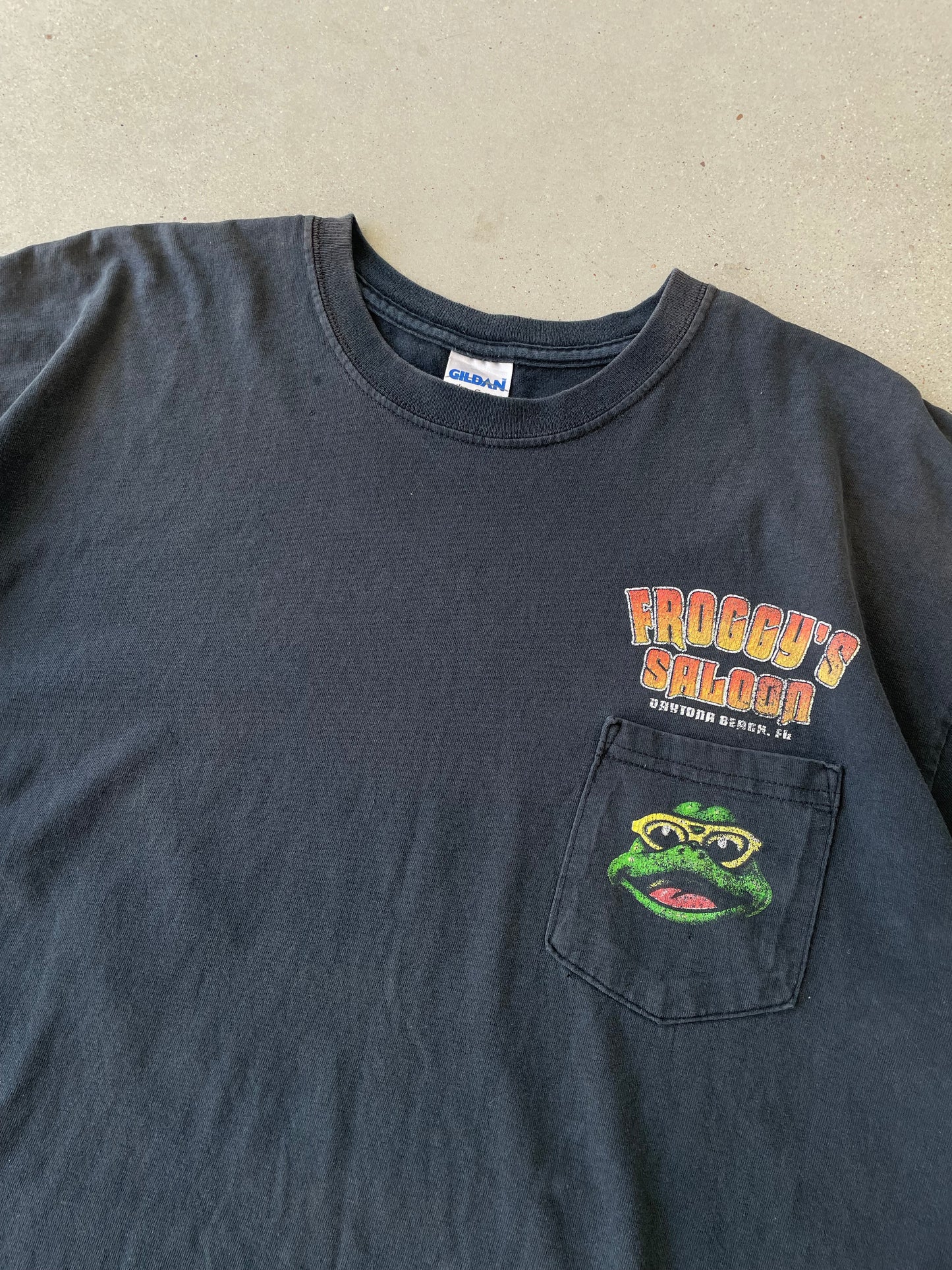 Vintage Froggy Saloon Tee - XL