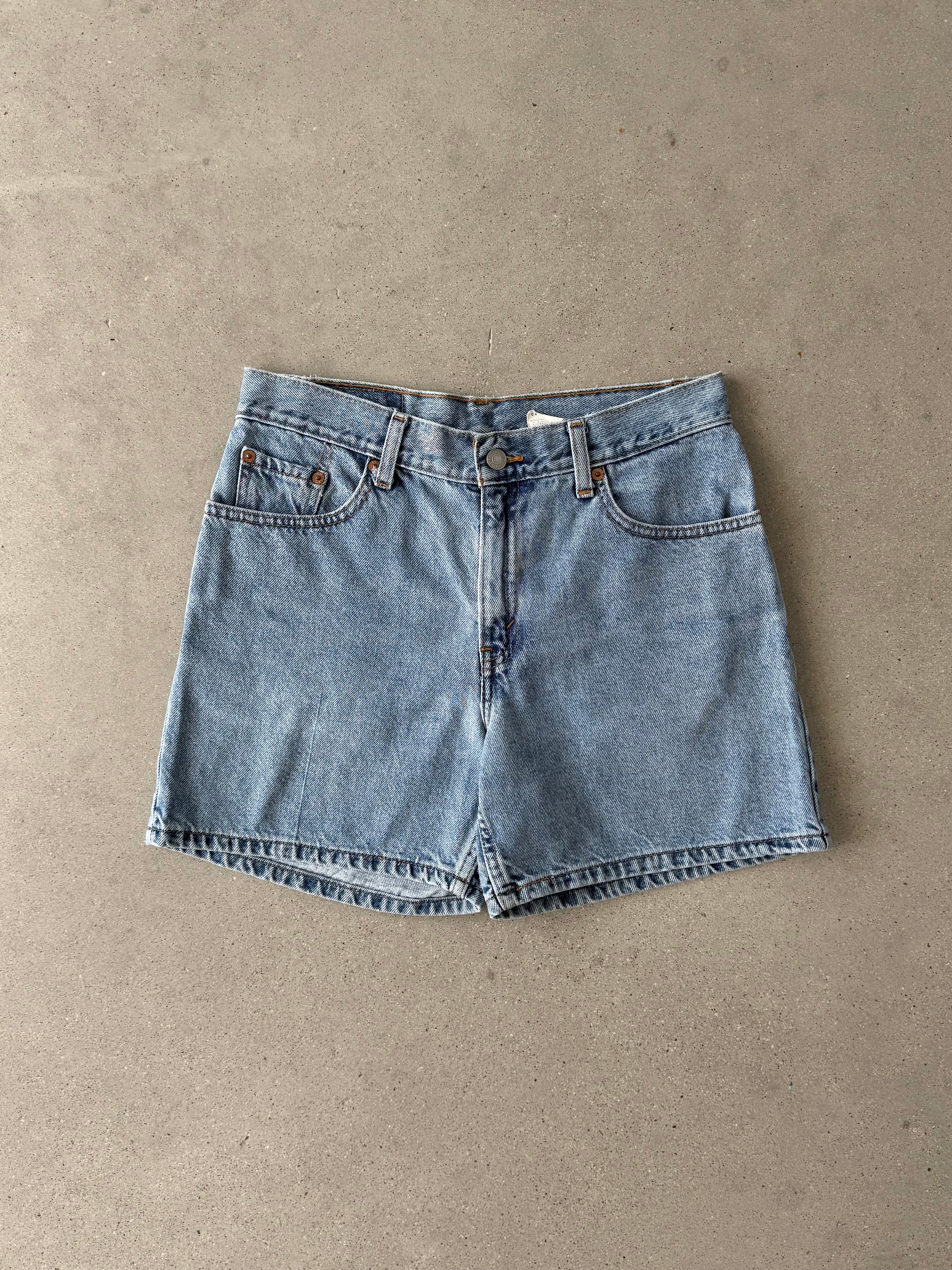 Vintage Women's Levi's Denim Shorts - 6