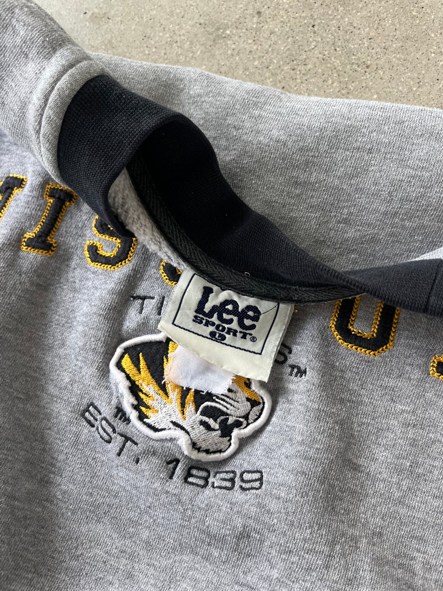 Vintage Missouri Tigers Lee Sport Crewneck - L