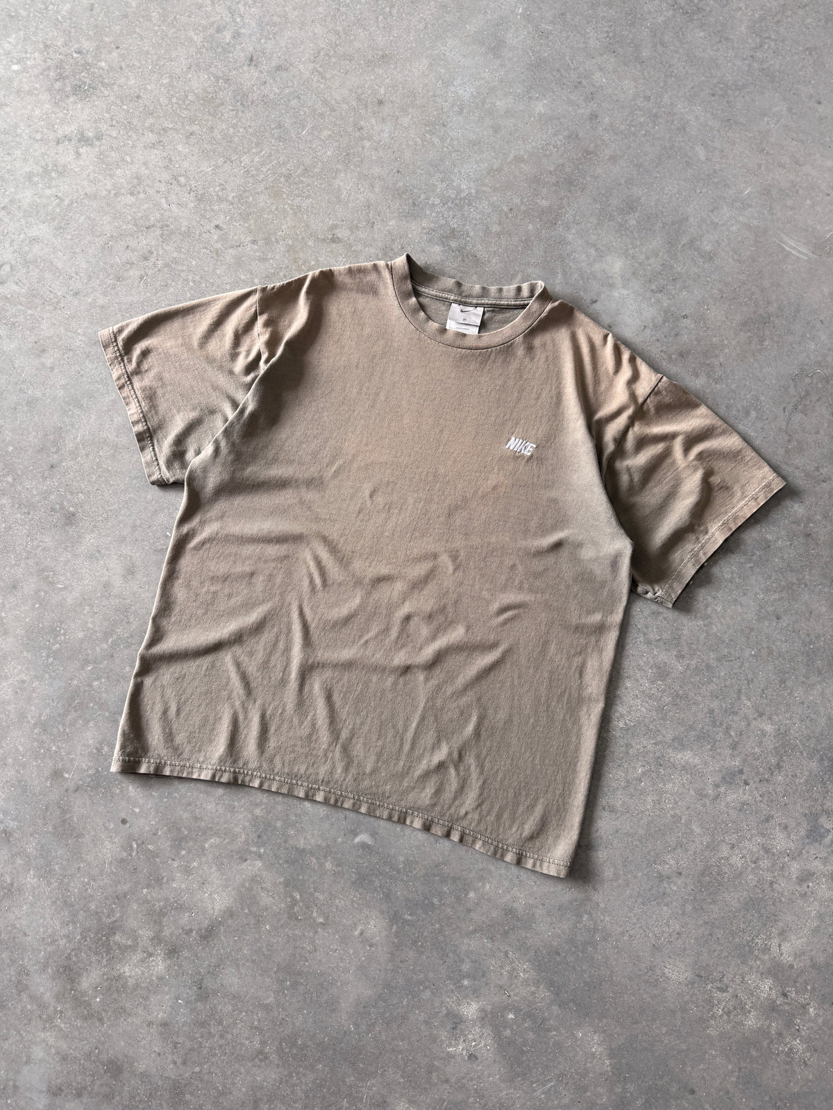 Vintage 2000s Earth Tone Nike T-shirt (M)